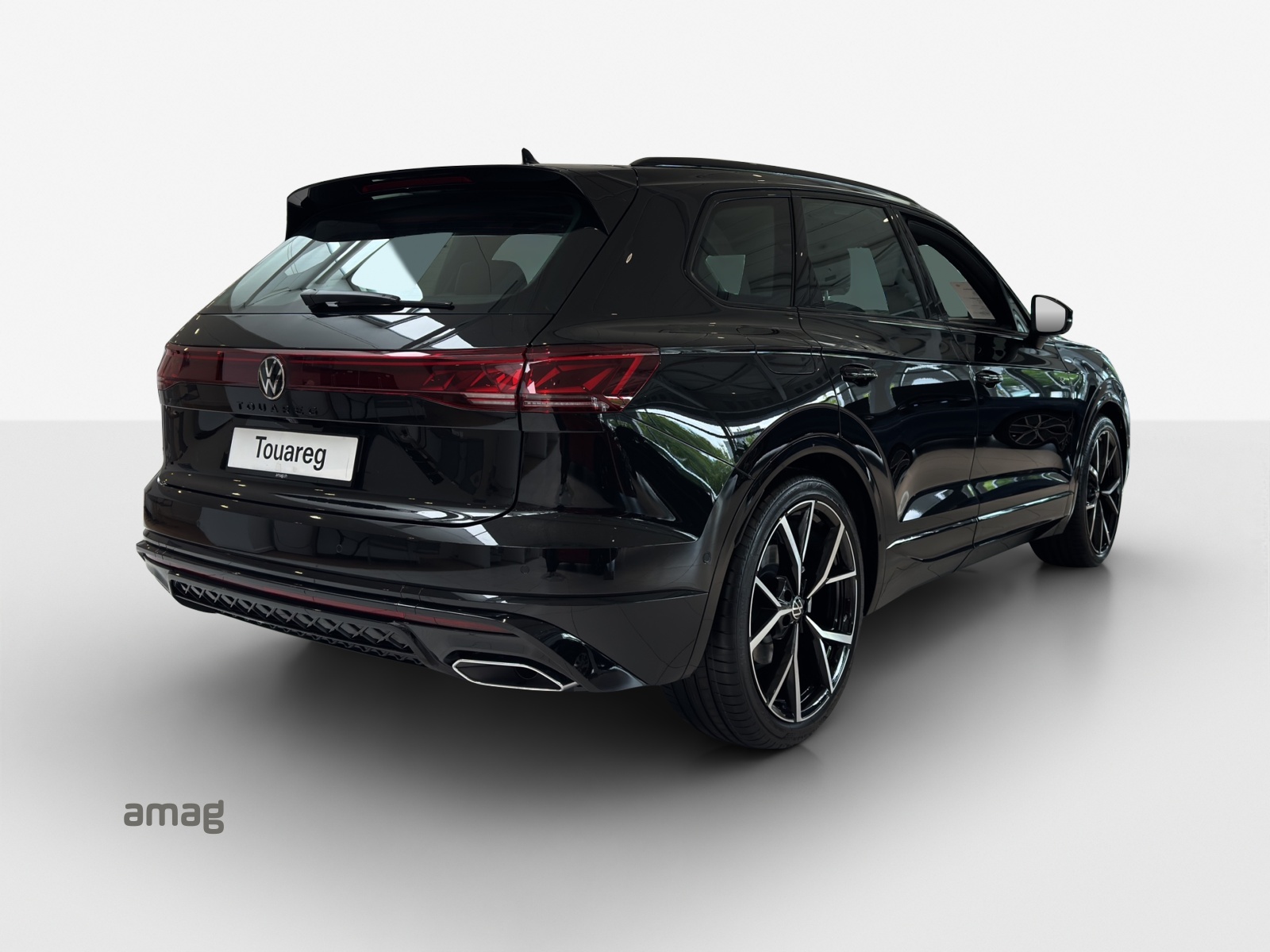 VW Touareg 3.0 TDI R-Line Final Edition Tiptronic-image-4