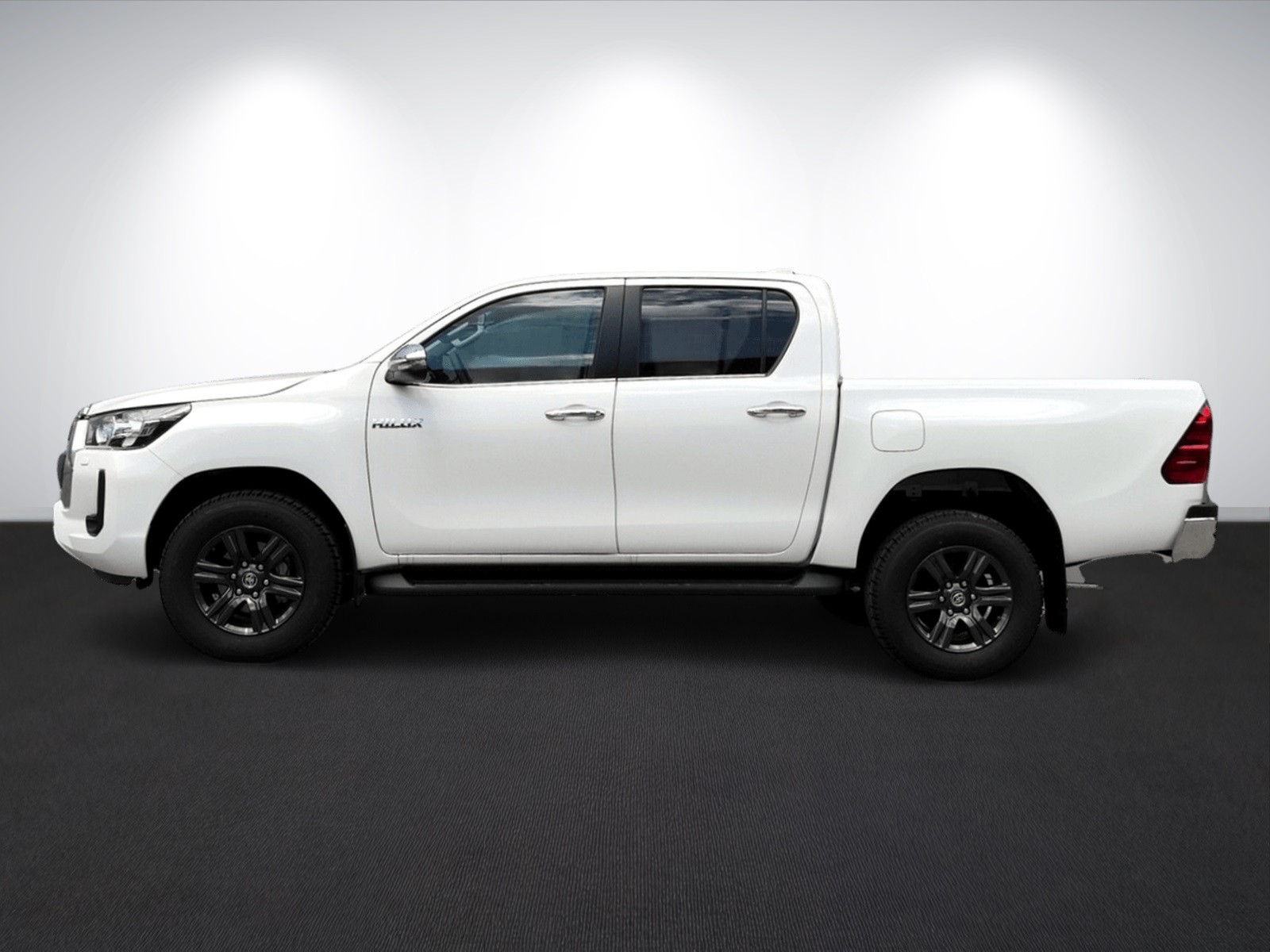 TOYOTA Hilux 2.4d Style Double Cab 4x4 A-showroom-element-3
