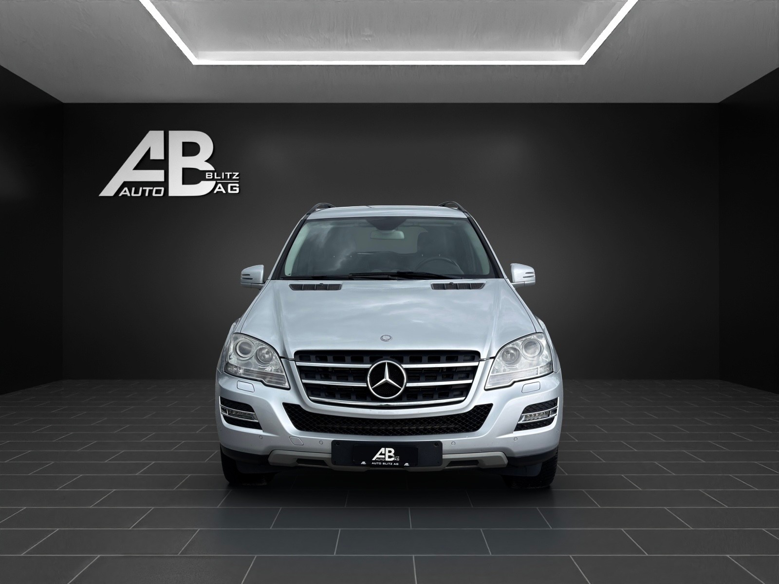 MERCEDES-BENZ ML 350 CDI 4Matic 7G-Tronic mit 231 PS