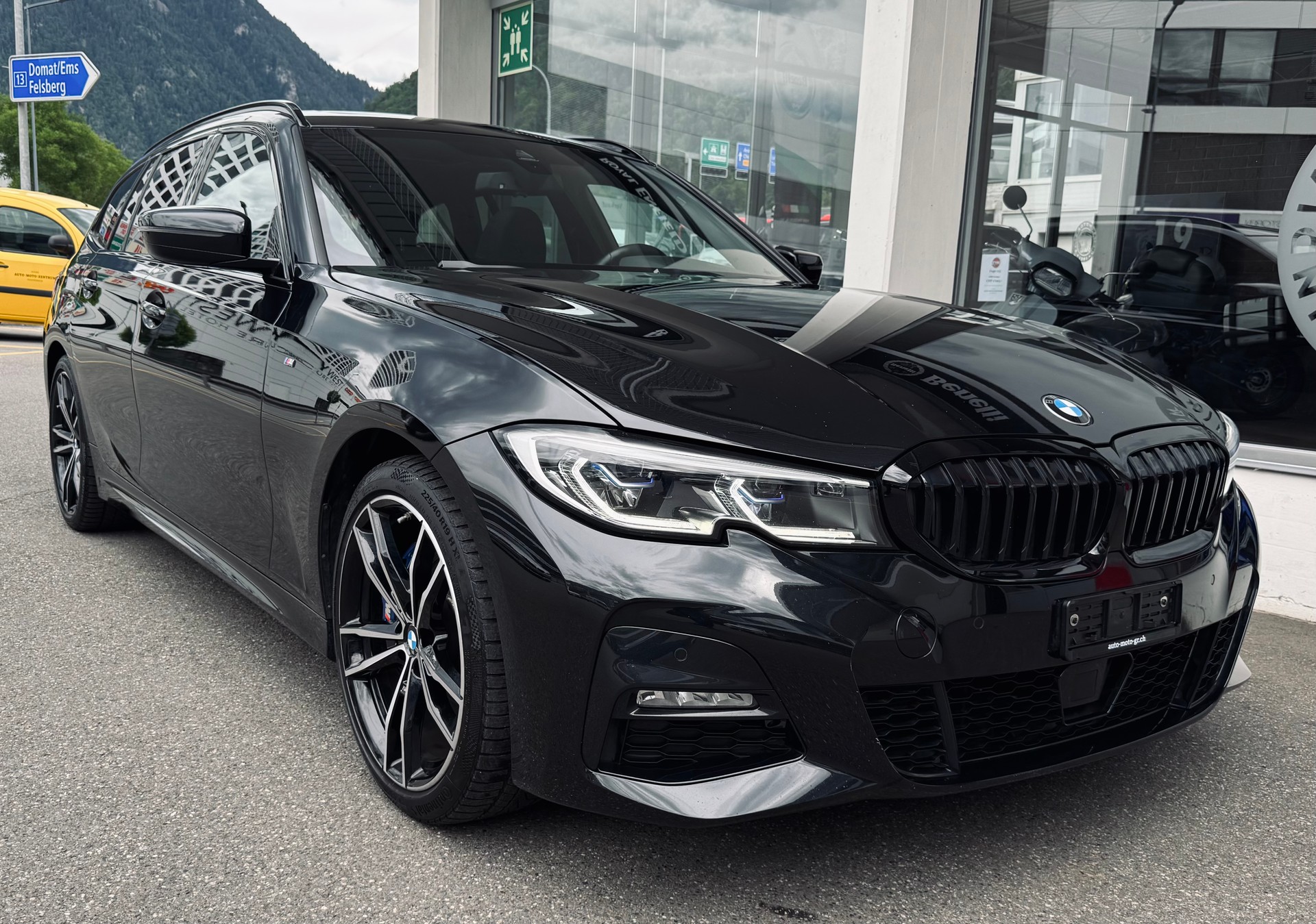 BMW 330d xDrive 48V Touring M Sport Steptronic