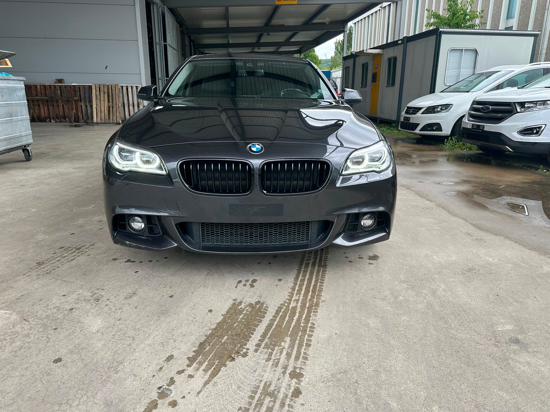 BMW 528i xDrive Luxury Line Steptronic