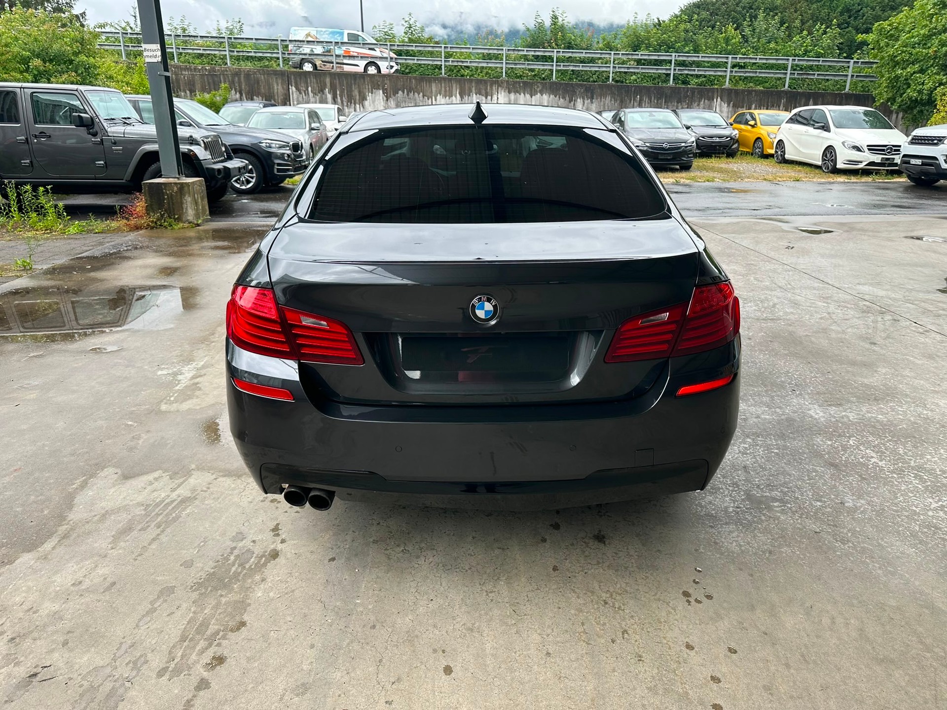 BMW 528i xDrive Luxury Line Steptronic-image-5