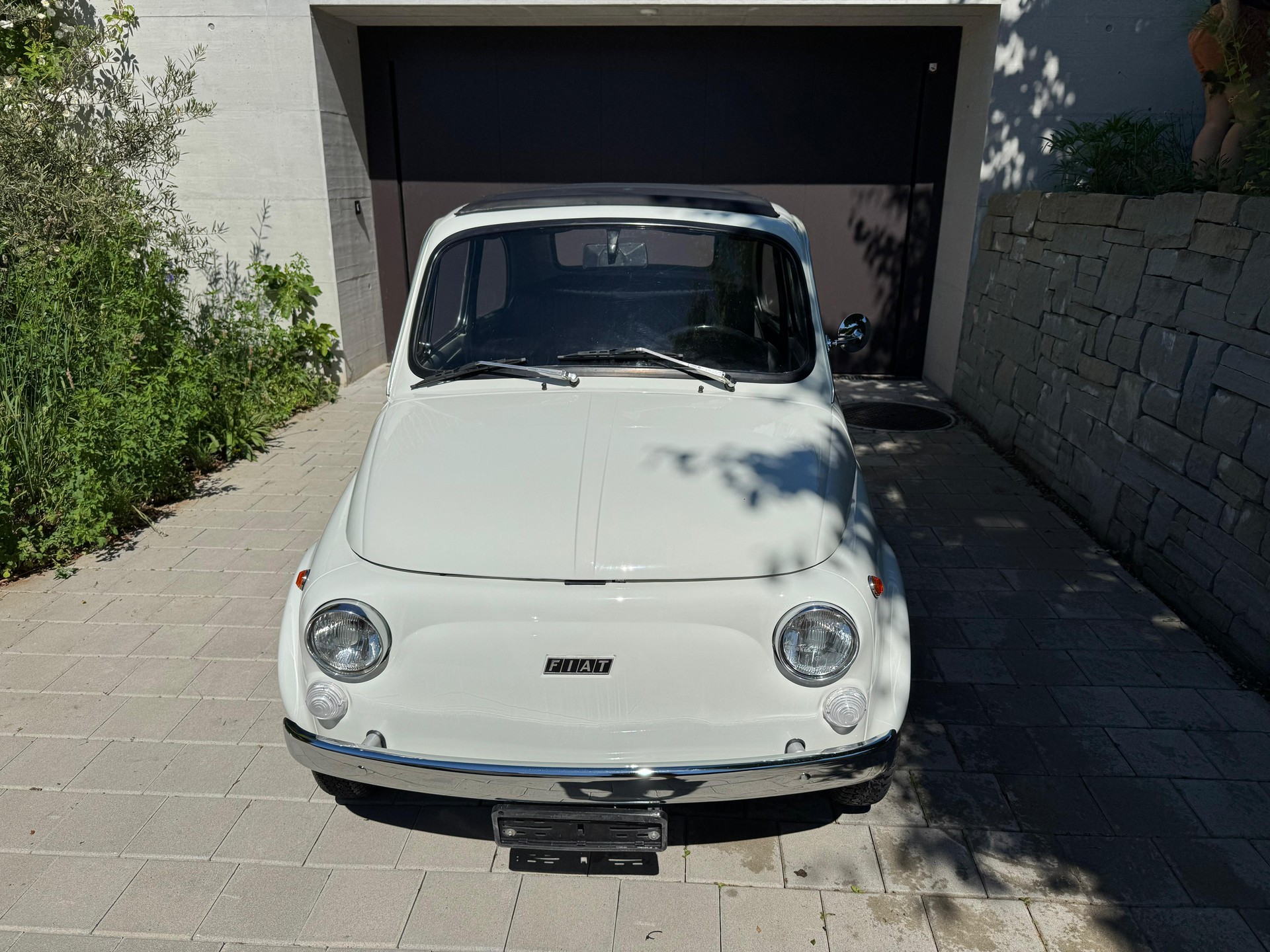 FIAT 500 R (Rinnovata)-showroom-element-1