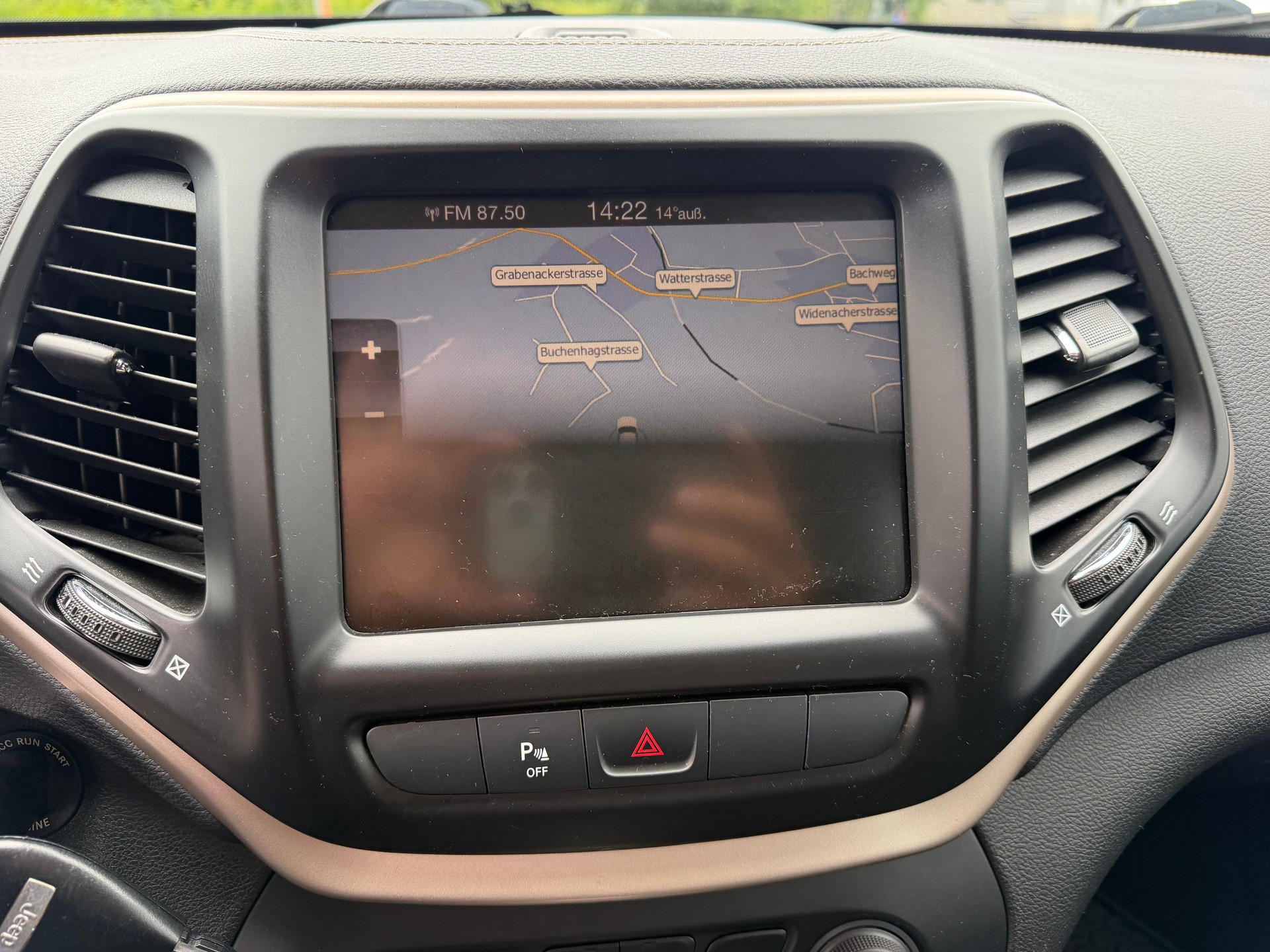 JEEP Cherokee 2.0TD Longitude Swiss Edition AWD 9ATX-image-4
