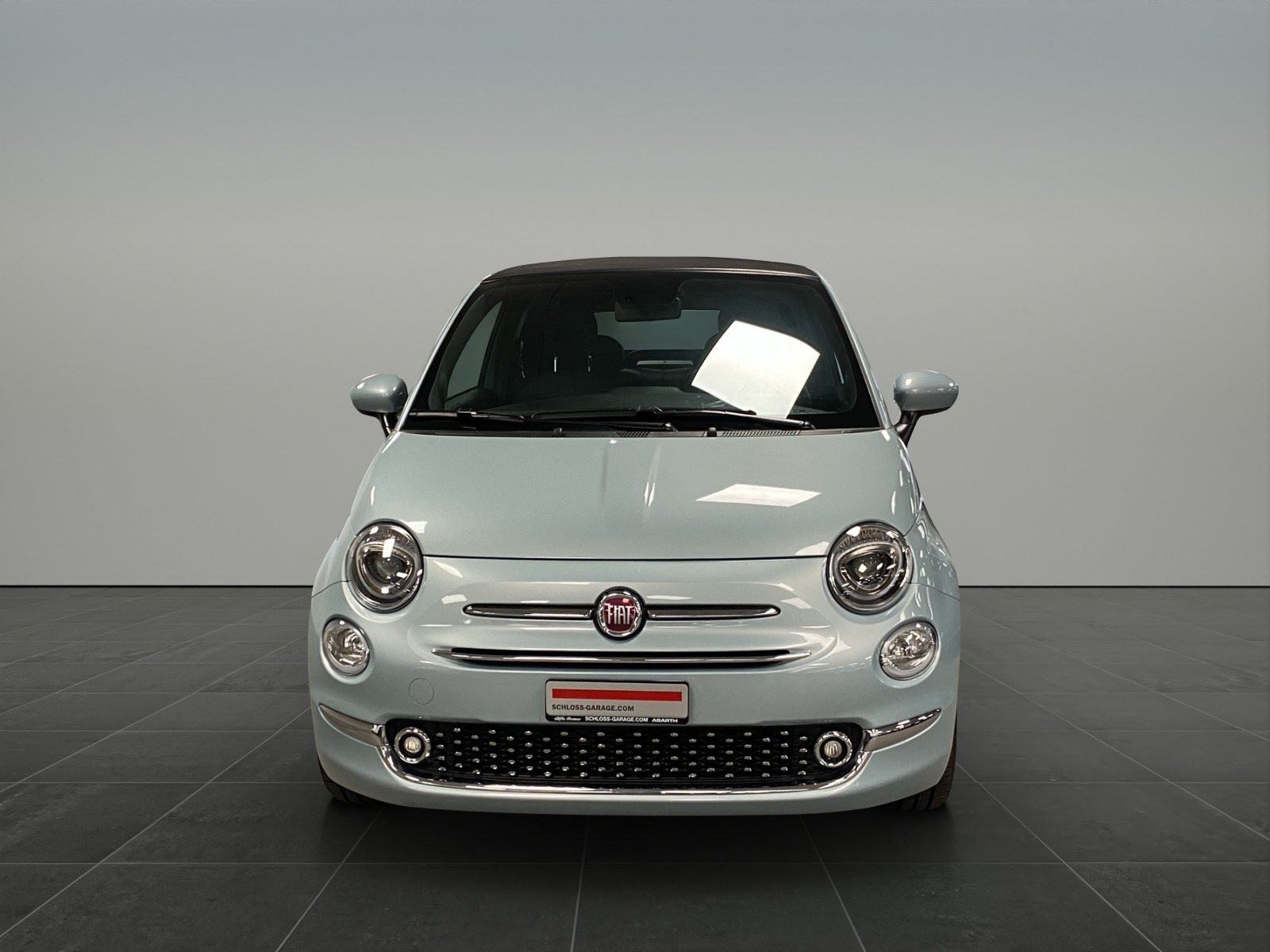 FIAT 500 C 1.0 Hybrid Swiss-showroom-element-1