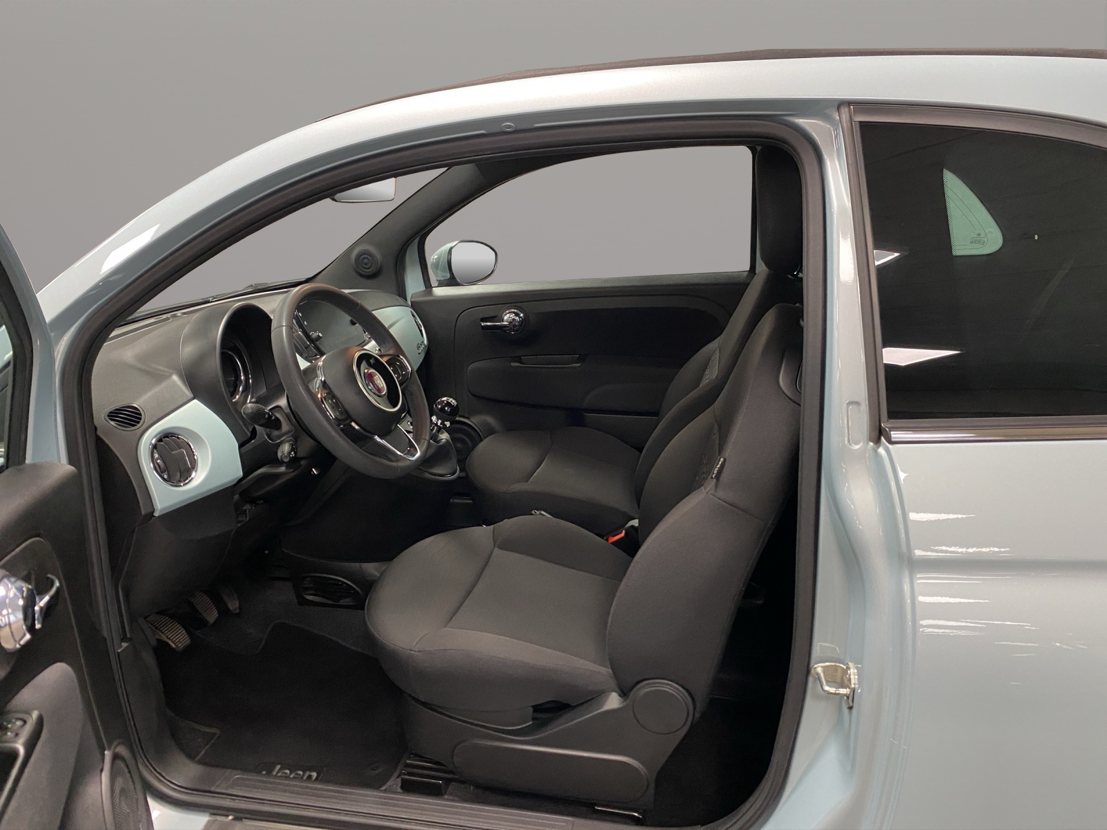 FIAT 500 C 1.0 Hybrid Swiss-image-10