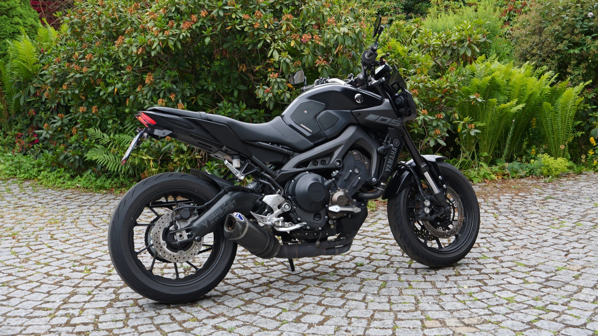 YAMAHA MT-09 ABS (35kW)-image-2