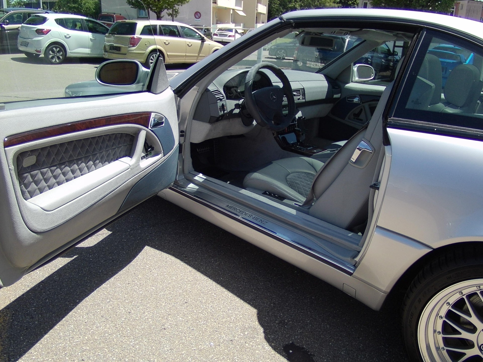 MERCEDES-BENZ SL 500 Automatic-image-12