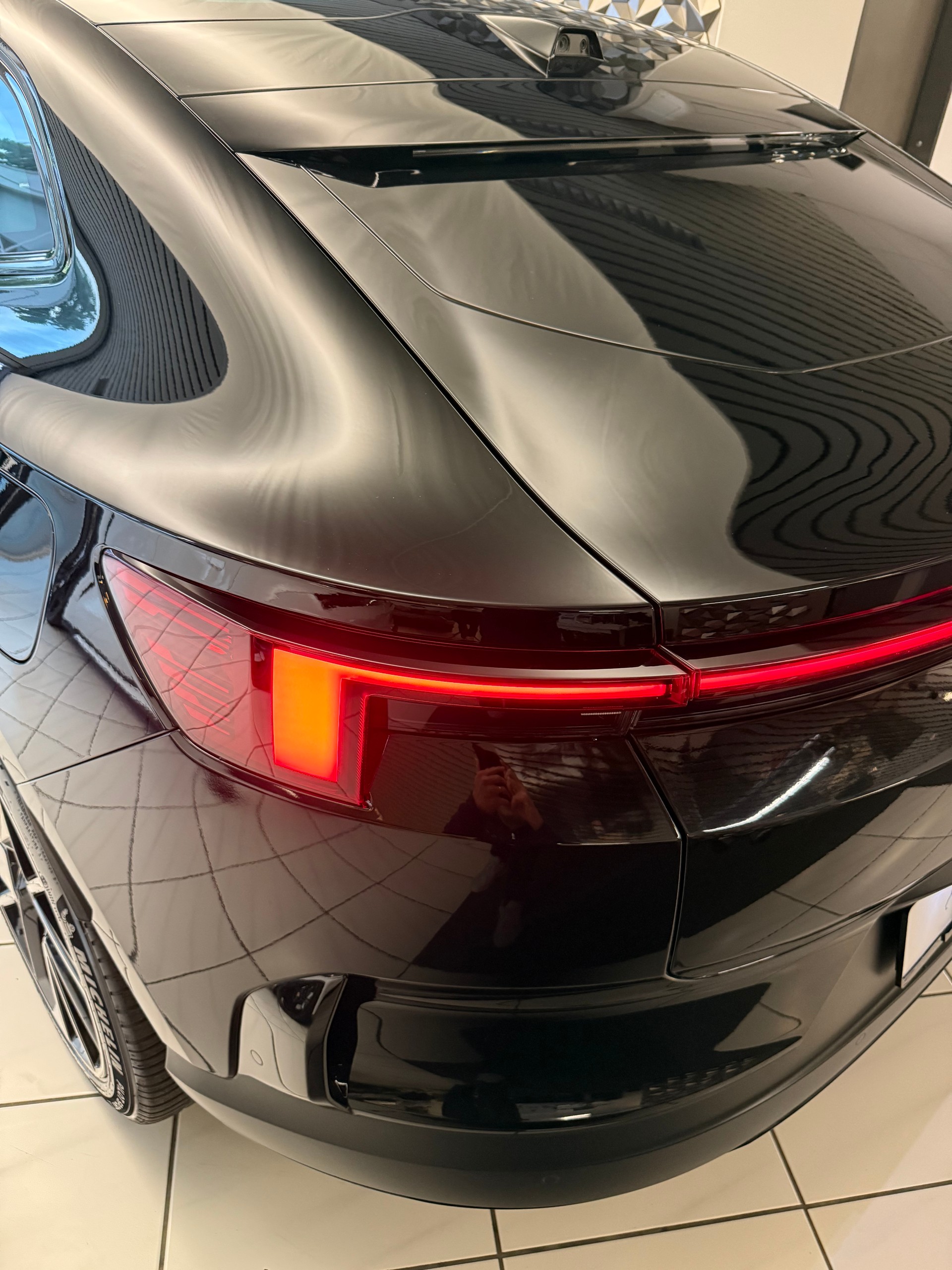 POLESTAR Polestar 4 Long Range Dual 100kWh Prime-image-24