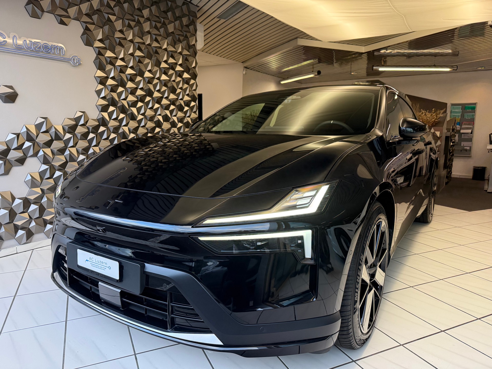 POLESTAR Polestar 4 Long Range Dual 100kWh Prime