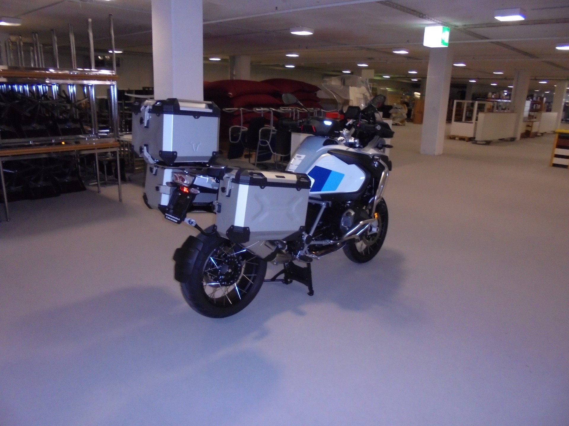 BMW R 1250 GS Adventure-image-1