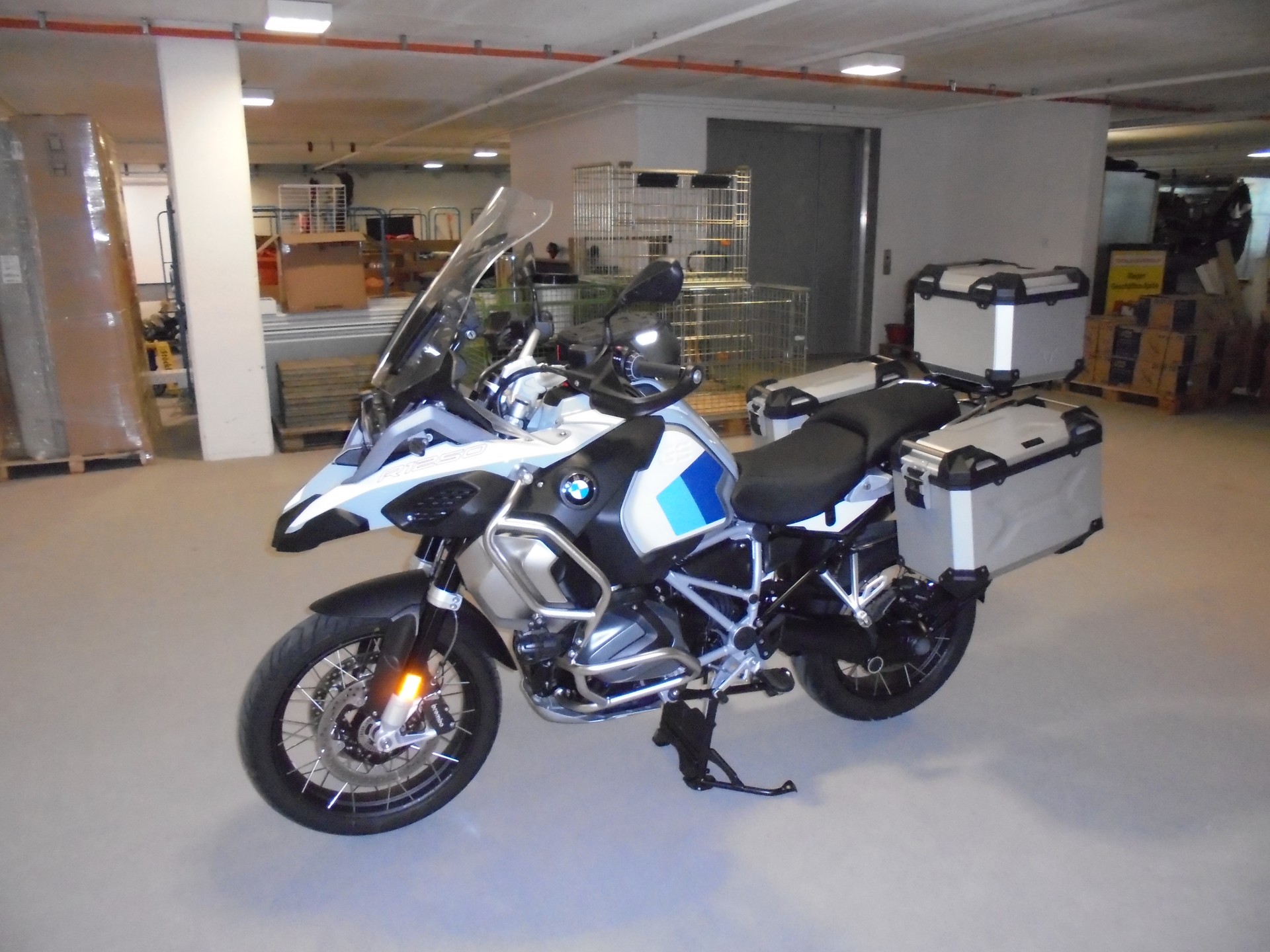 BMW R 1250 GS Adventure-image-3