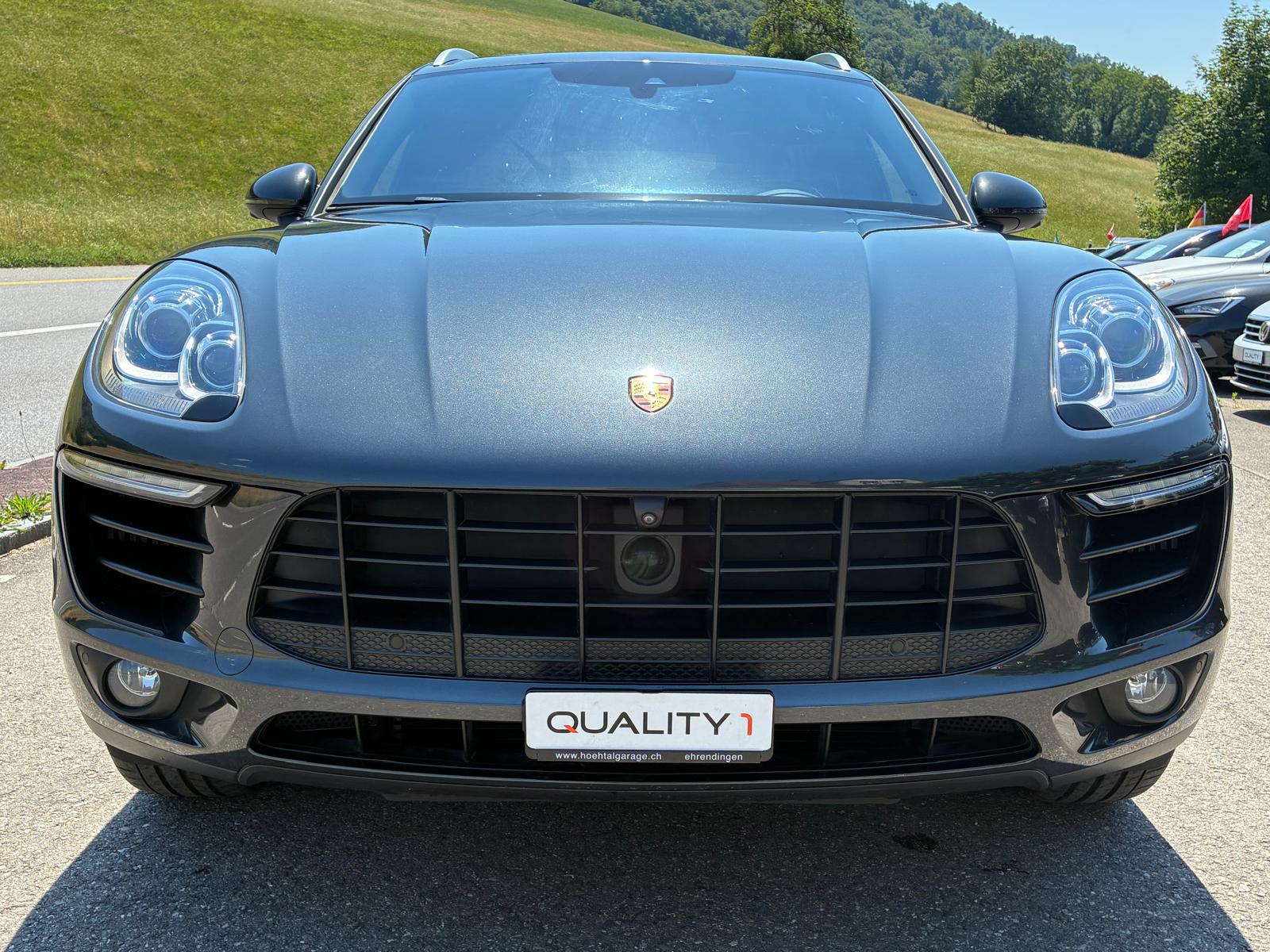 PORSCHE Macan S PDK-showroom-element-1