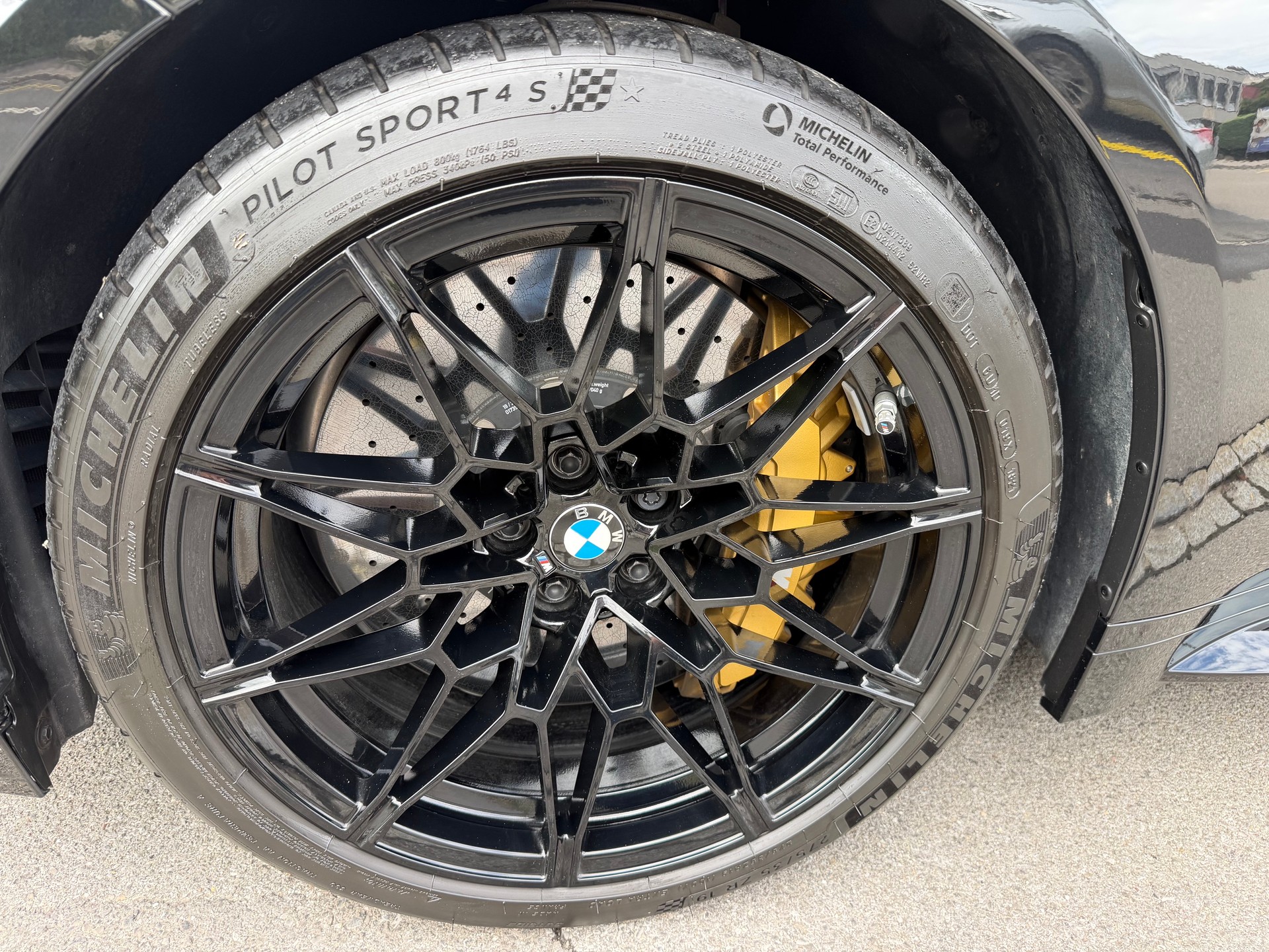 BMW M3 Competition M xDrive-image-4