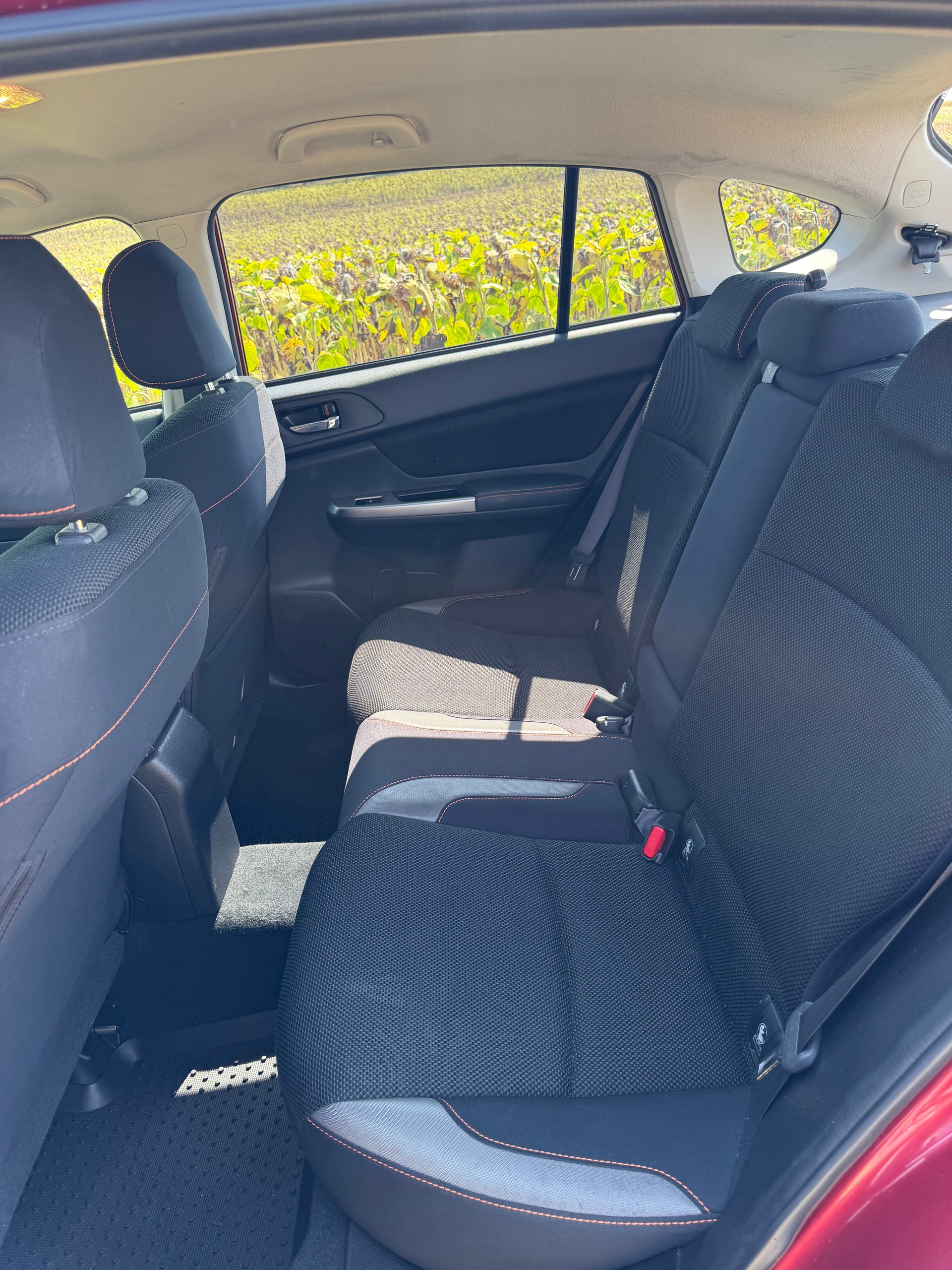 SUBARU XV 2.0 Swiss Two AWD CVT-image-9