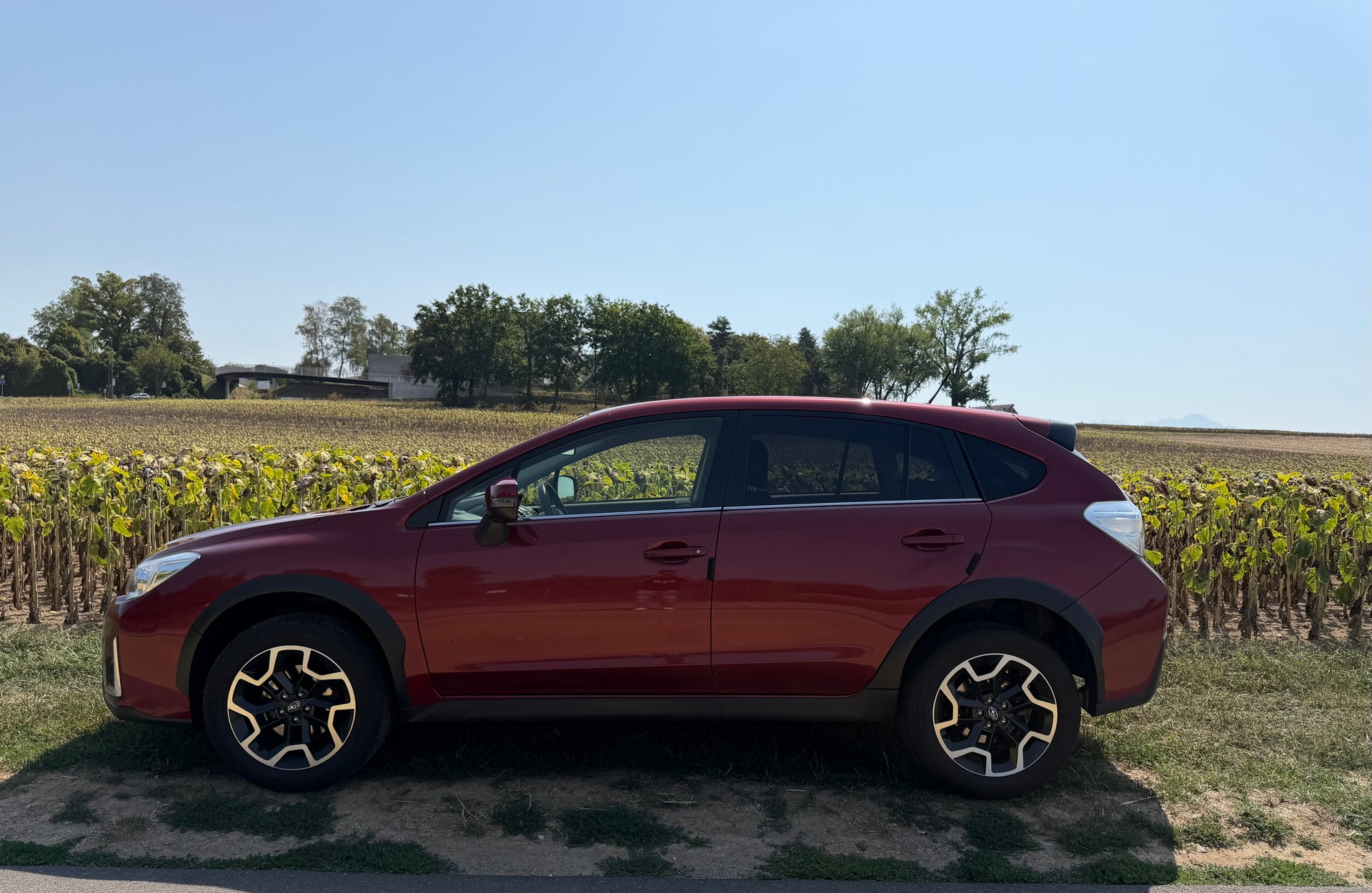 SUBARU XV 2.0 Swiss Two AWD CVT-image-1