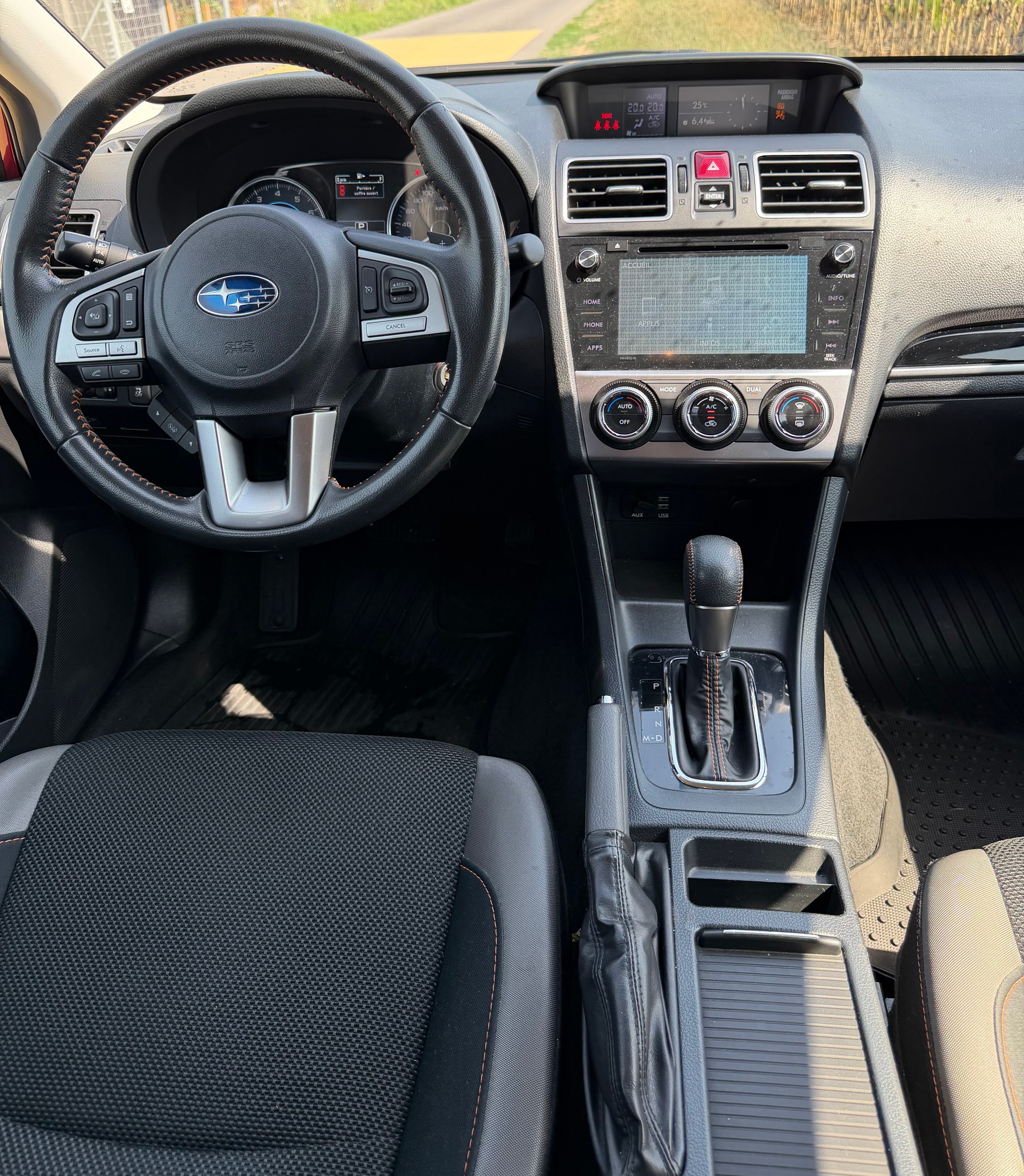 SUBARU XV 2.0 Swiss Two AWD CVT-image-6