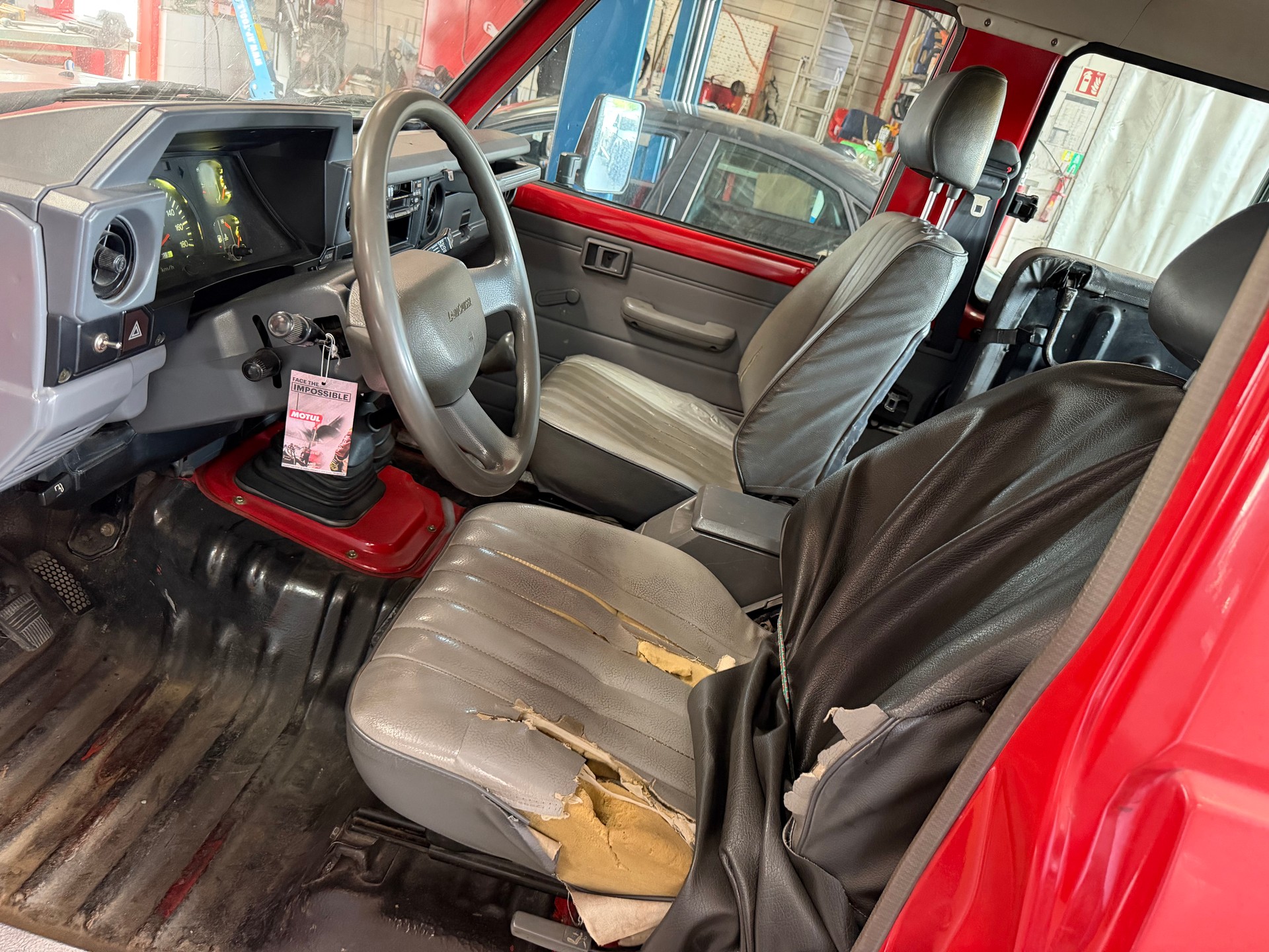 TOYOTA Land Cruiser 400 HdT 4.2 D-image-4