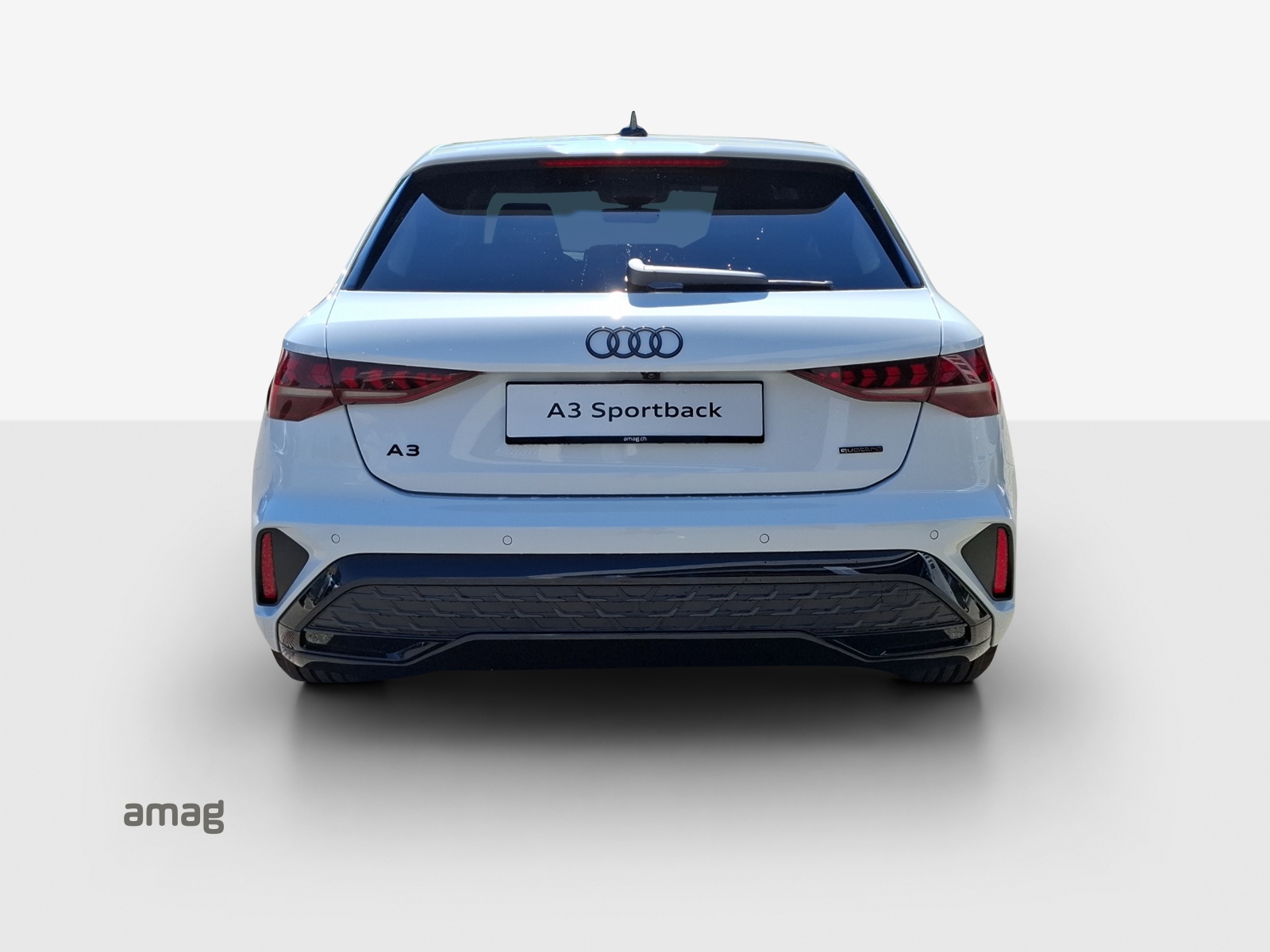 AUDI A3 Sportback TFSI 150 kW quattro S line S tronic-showroom-element-3