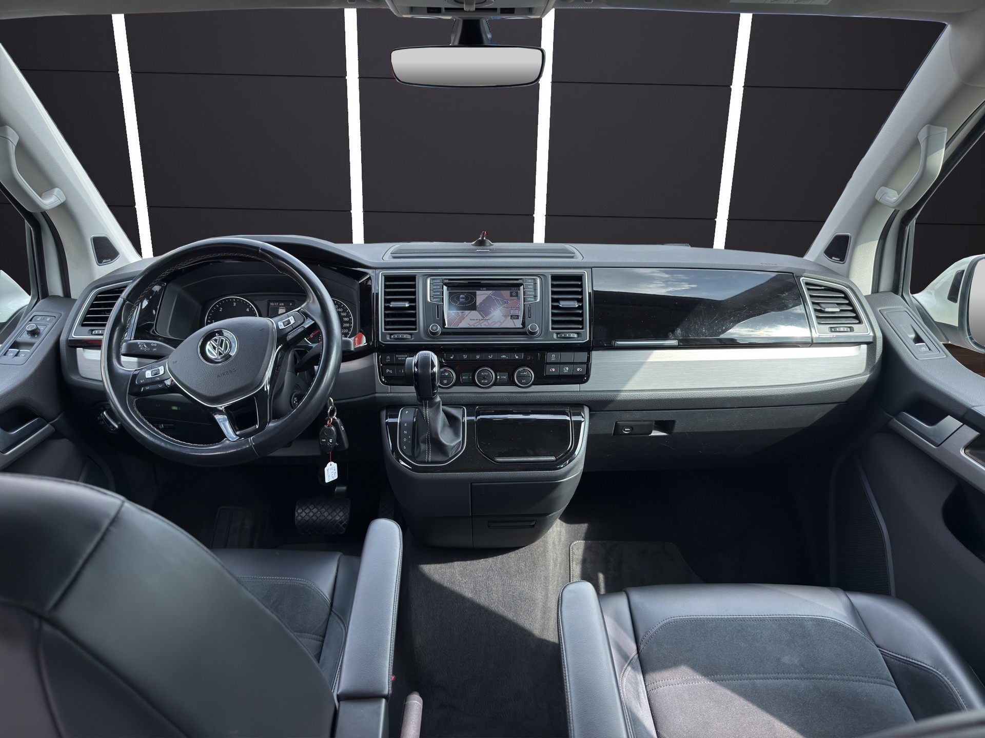 VW T6 Multivan 2.0 Bi-TDI Family Gen. Six 4Motion DSG-image-8