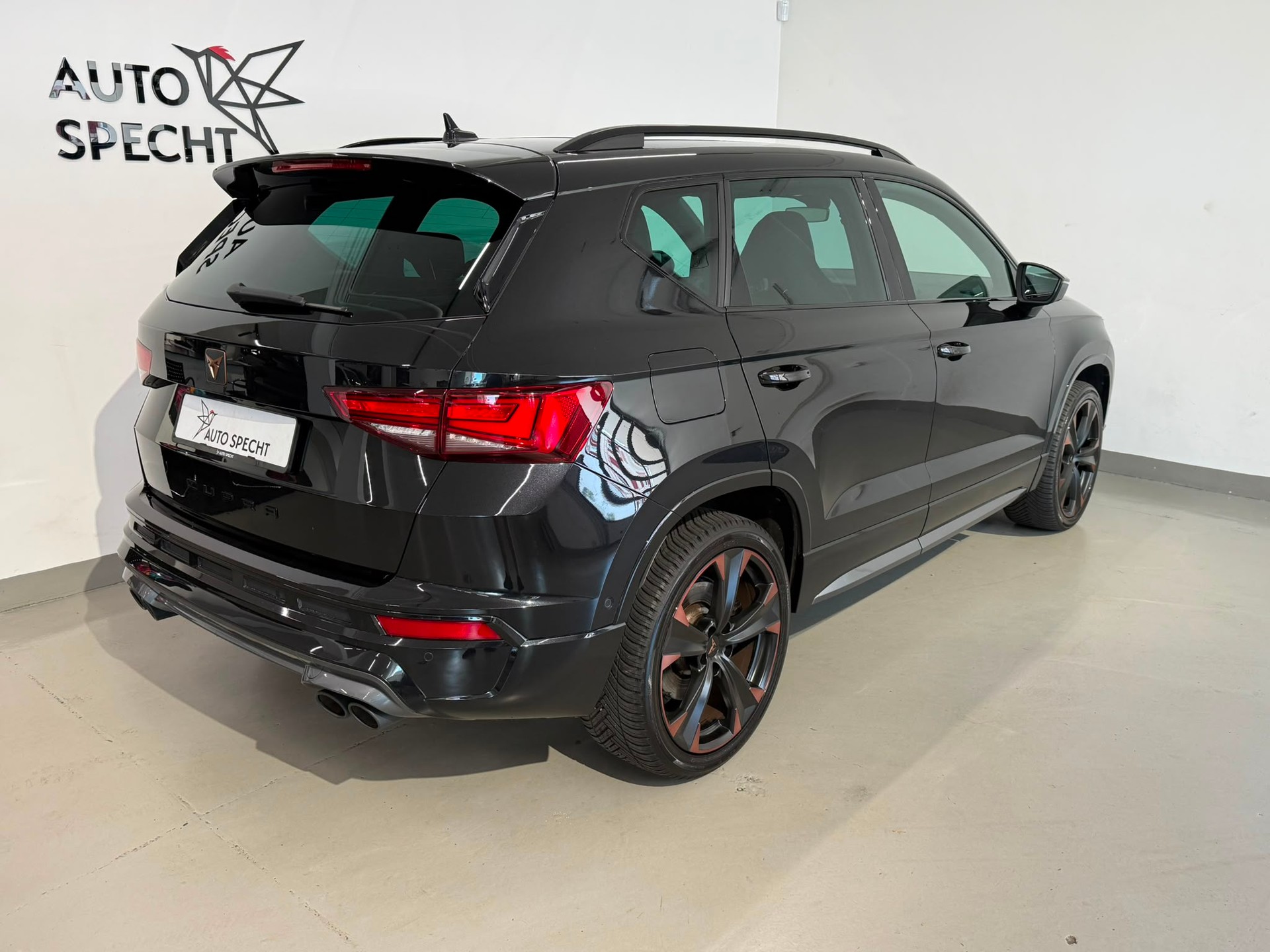 CUPRA Ateca 2.0TSI VZ 4Drive DSG-showroom-element-3