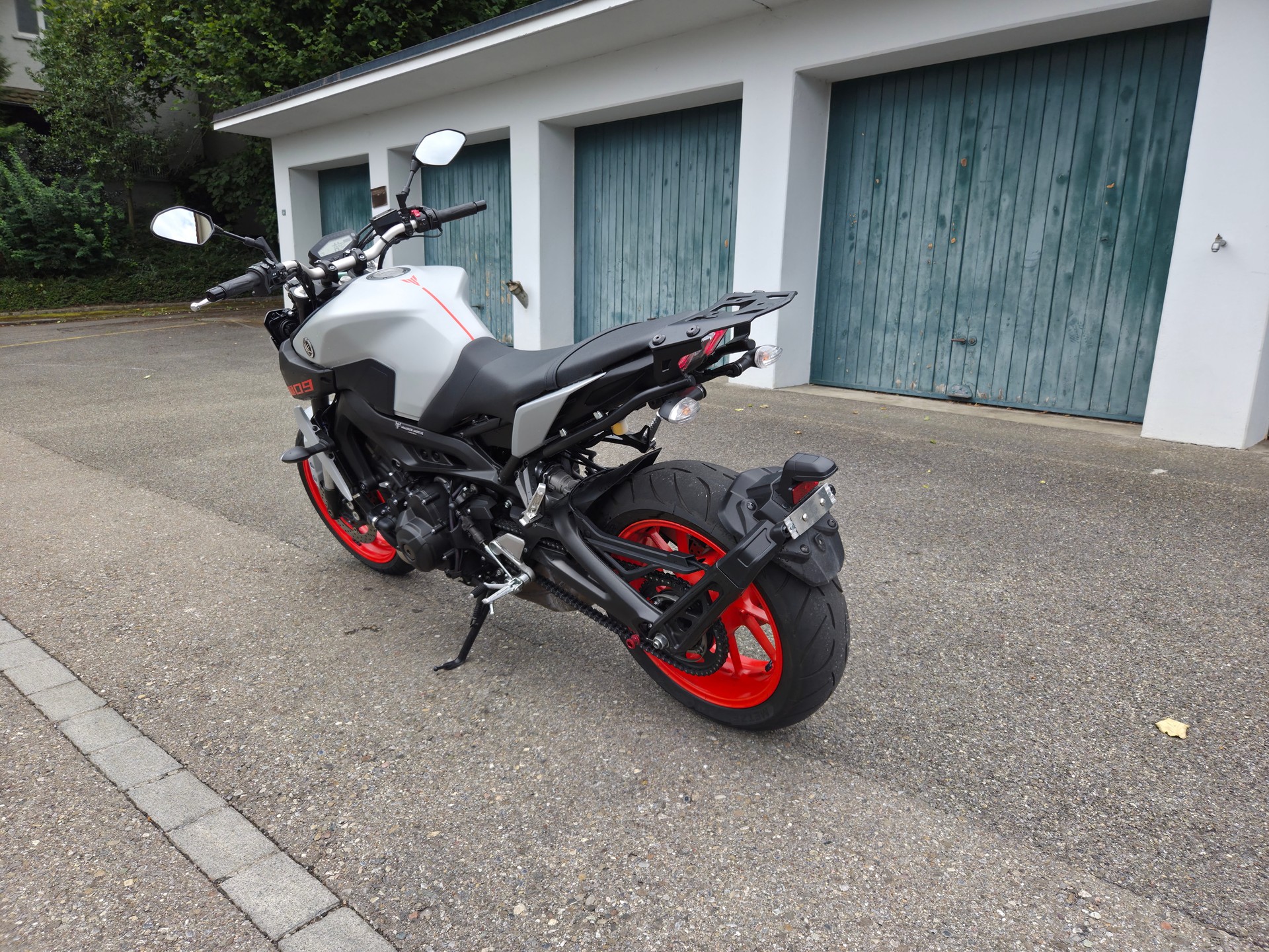 YAMAHA MT-09 ABS-image-4