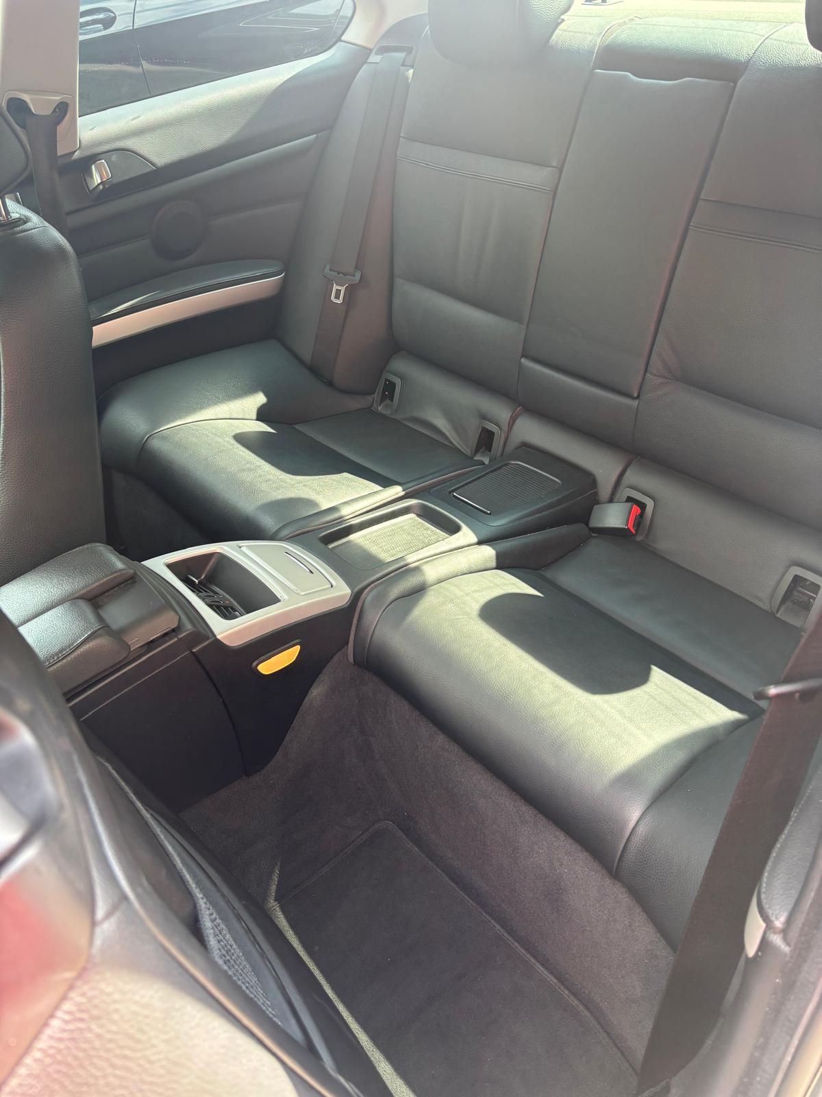 BMW 320i Coupé Steptronic-image-6