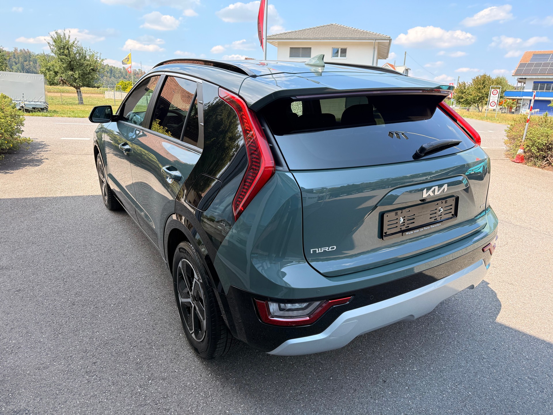KIA Niro 1.6GDi HEV Style DCT-image-2