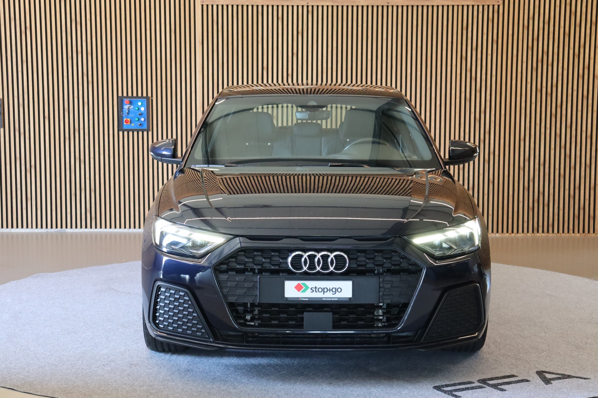 AUDI A1 Sportback 1.0 30 TFSI Attraction S-Tronic-showroom-element-2