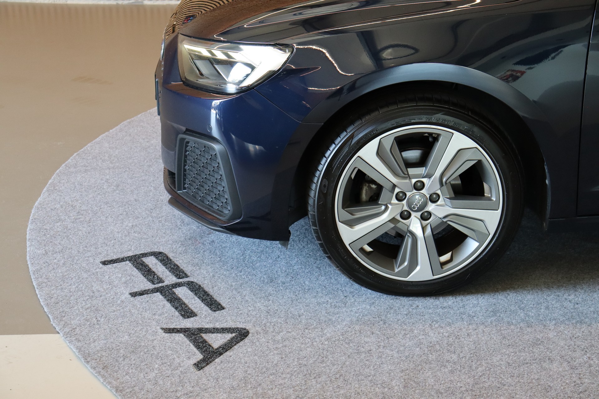 AUDI A1 Sportback 1.0 30 TFSI Attraction S-Tronic-image-10