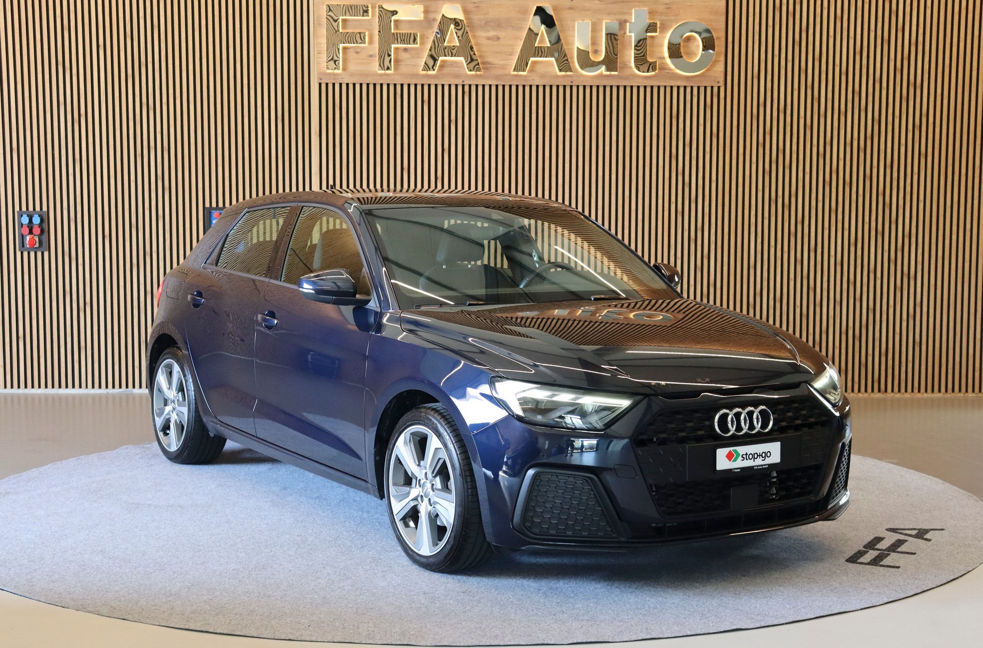 AUDI A1 Sportback 1.0 30 TFSI Attraction S-Tronic-showroom-element-3