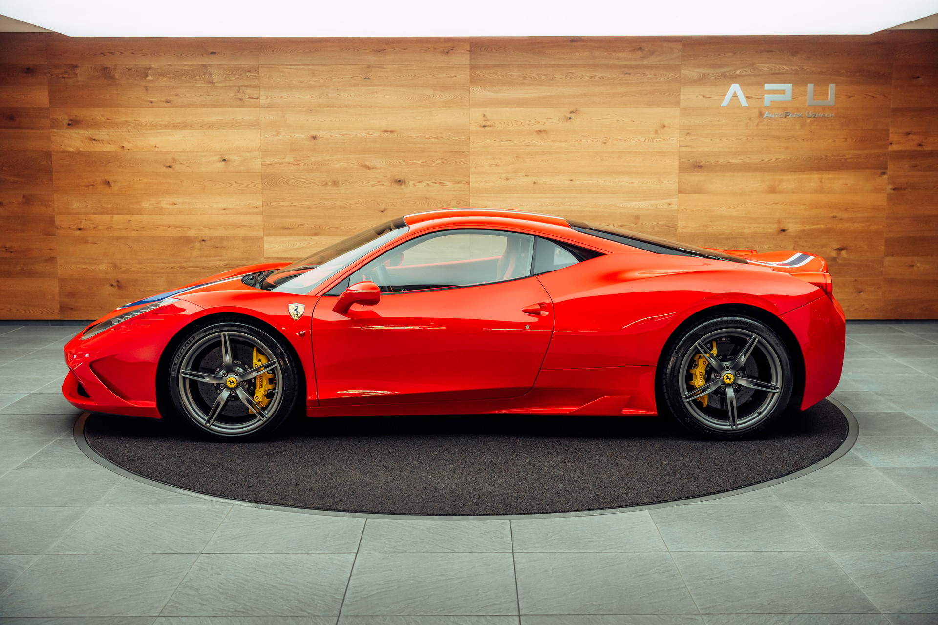 FERRARI 458 Speciale-image-7