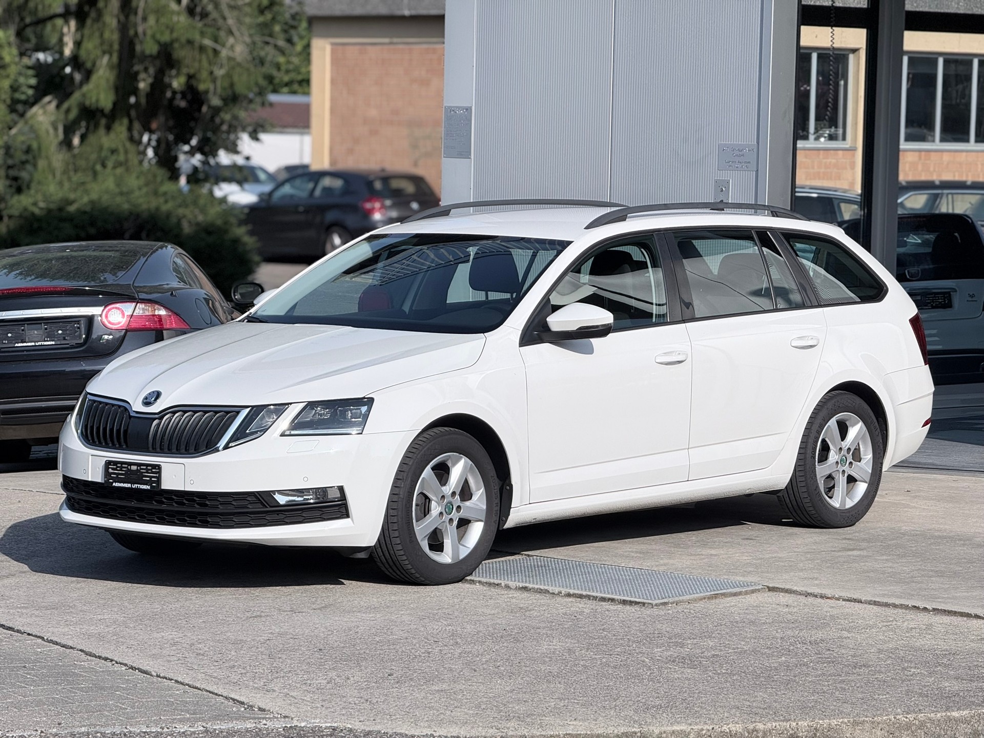 SKODA Octavia Combi 2.0 TDI Ambition DSG