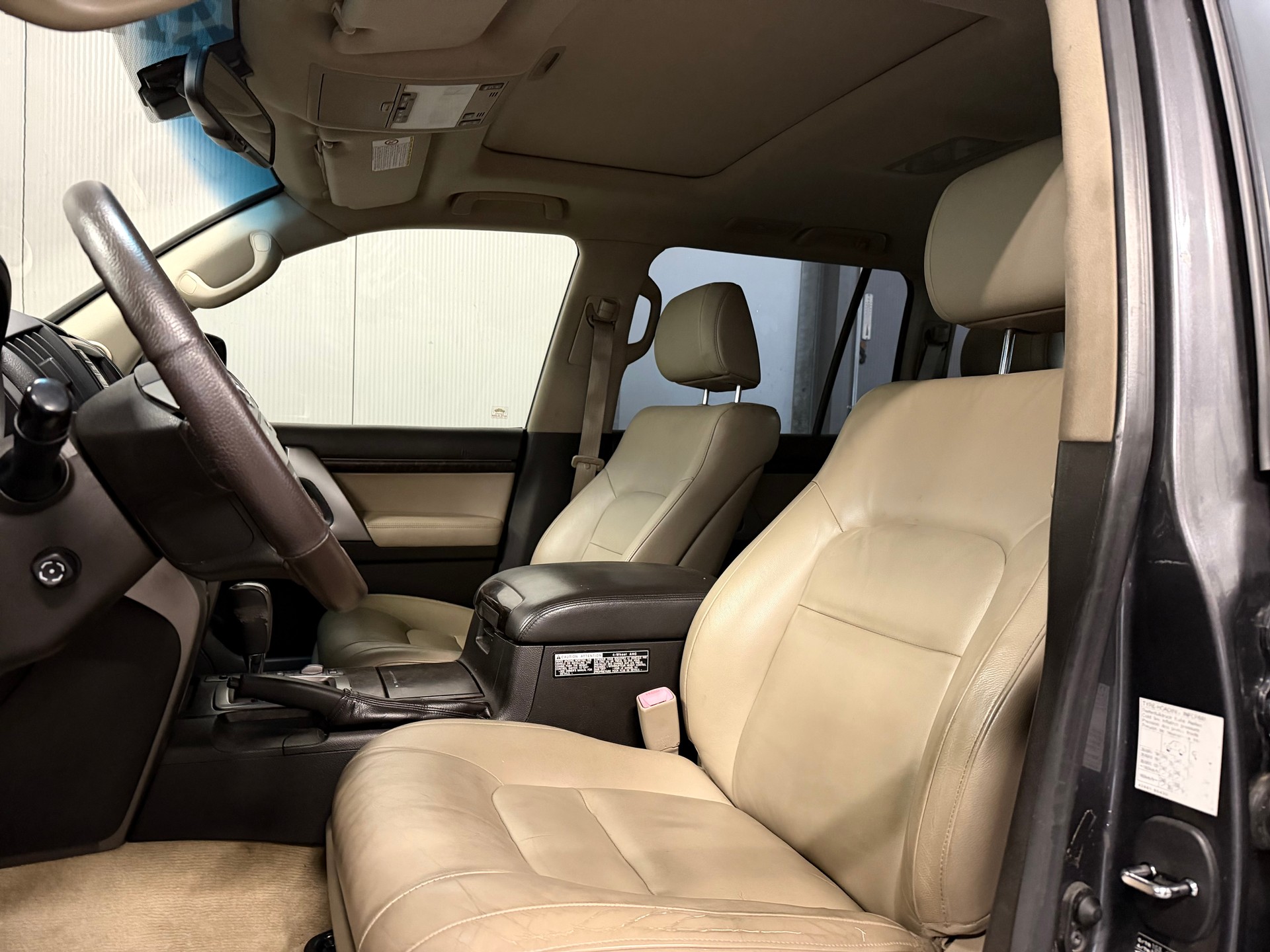 TOYOTA Land Cruiser V8 4.5 D-4D Linea Luna-image-9