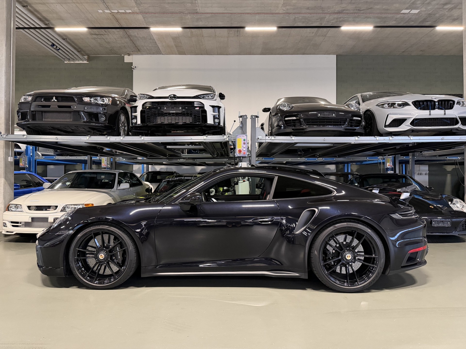 PORSCHE 911 Turbo S PDK *VHC CH*