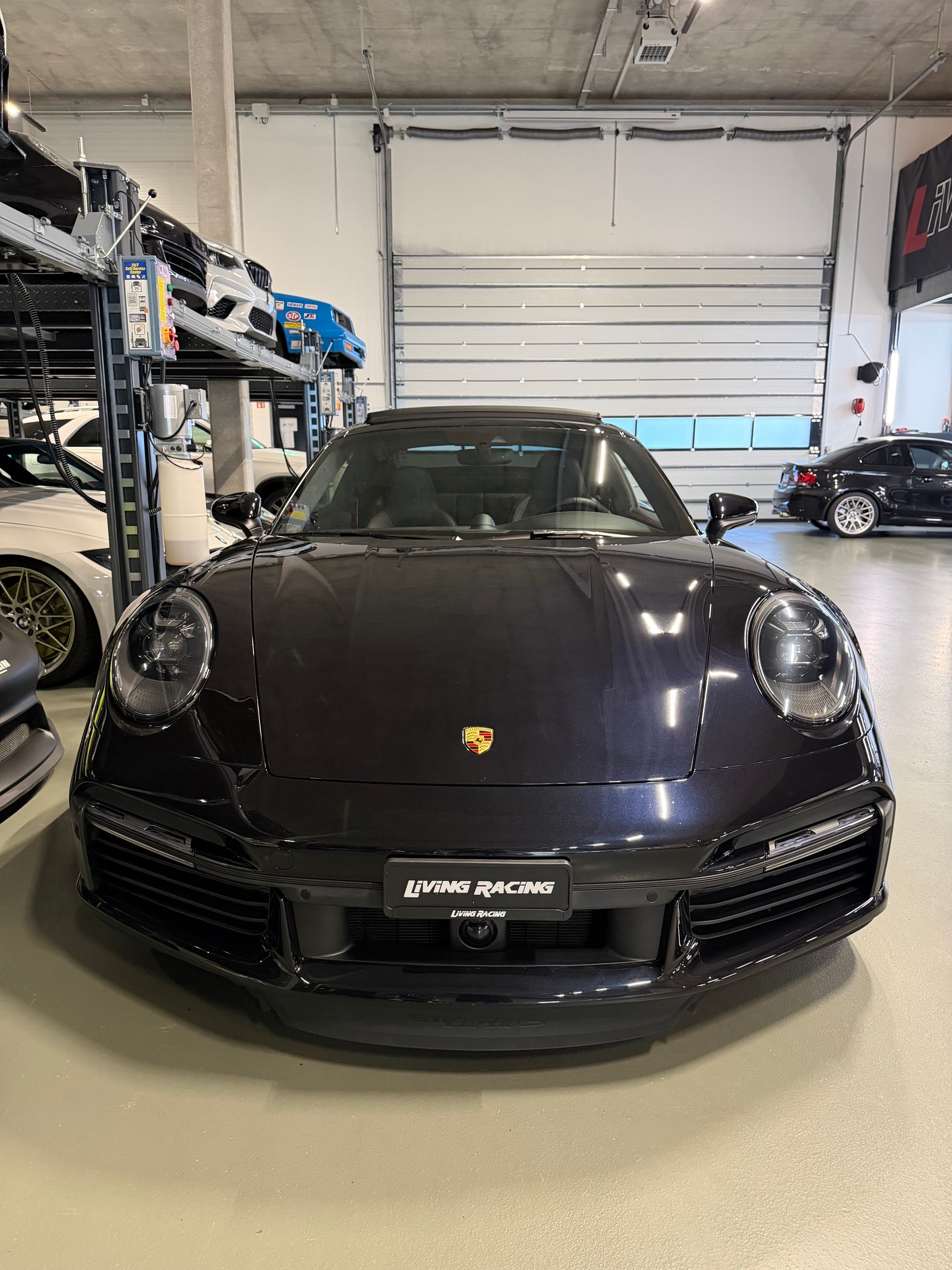 PORSCHE 911 Turbo S PDK *VHC CH*-image-4