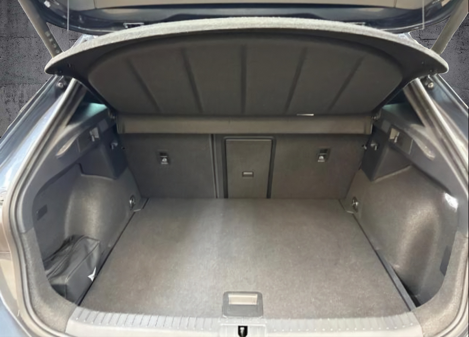 CUPRA Formentor 2.0TSI VZ 4Drive DSG *CH-Fahrzeug / Werksgarantie!*-image-11