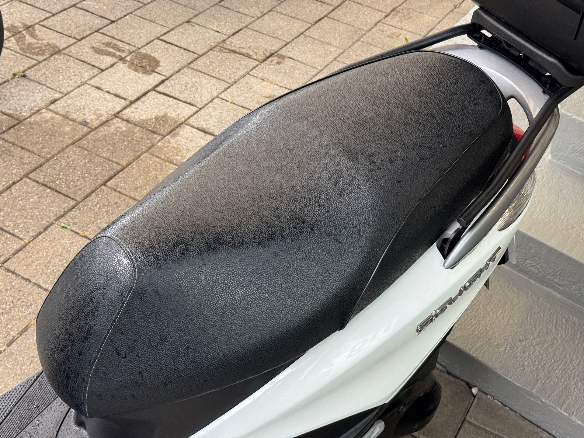 YAMAHA D'elight LTS 125 UBS-image-12