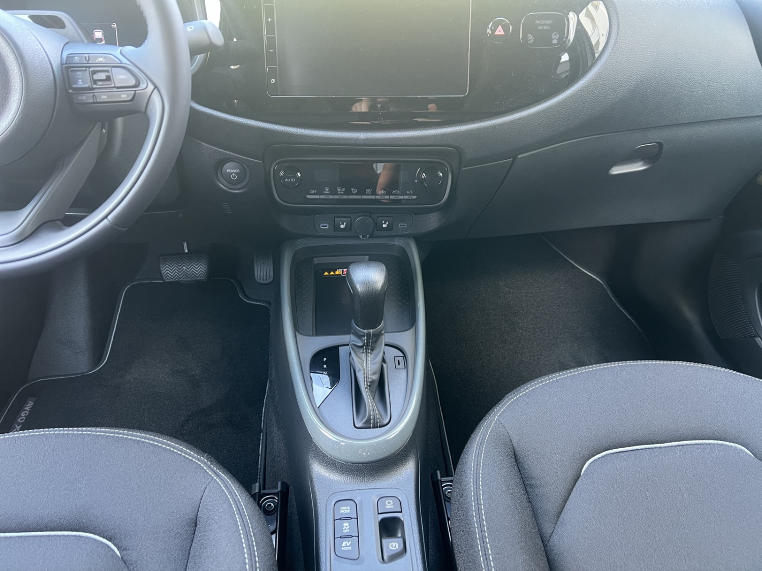 TOYOTA Aygo X 1.5 VVT-i HSD Trend-image-13