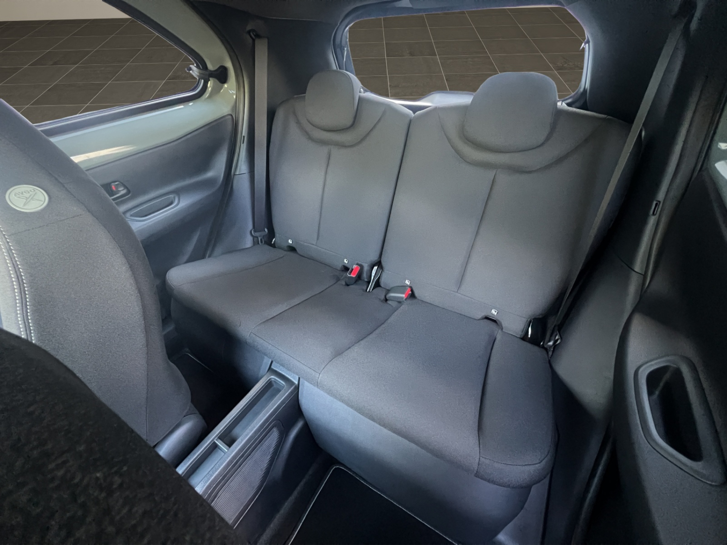 TOYOTA Aygo X 1.5 VVT-i HSD Trend-image-19