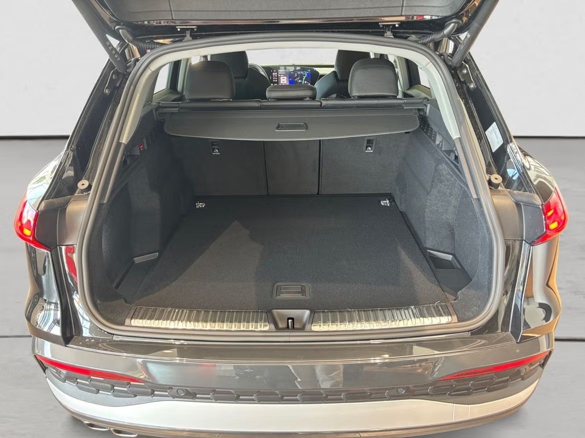 AUDI Q5 TDI quattro 150 kW S-tronic-showroom-element-3