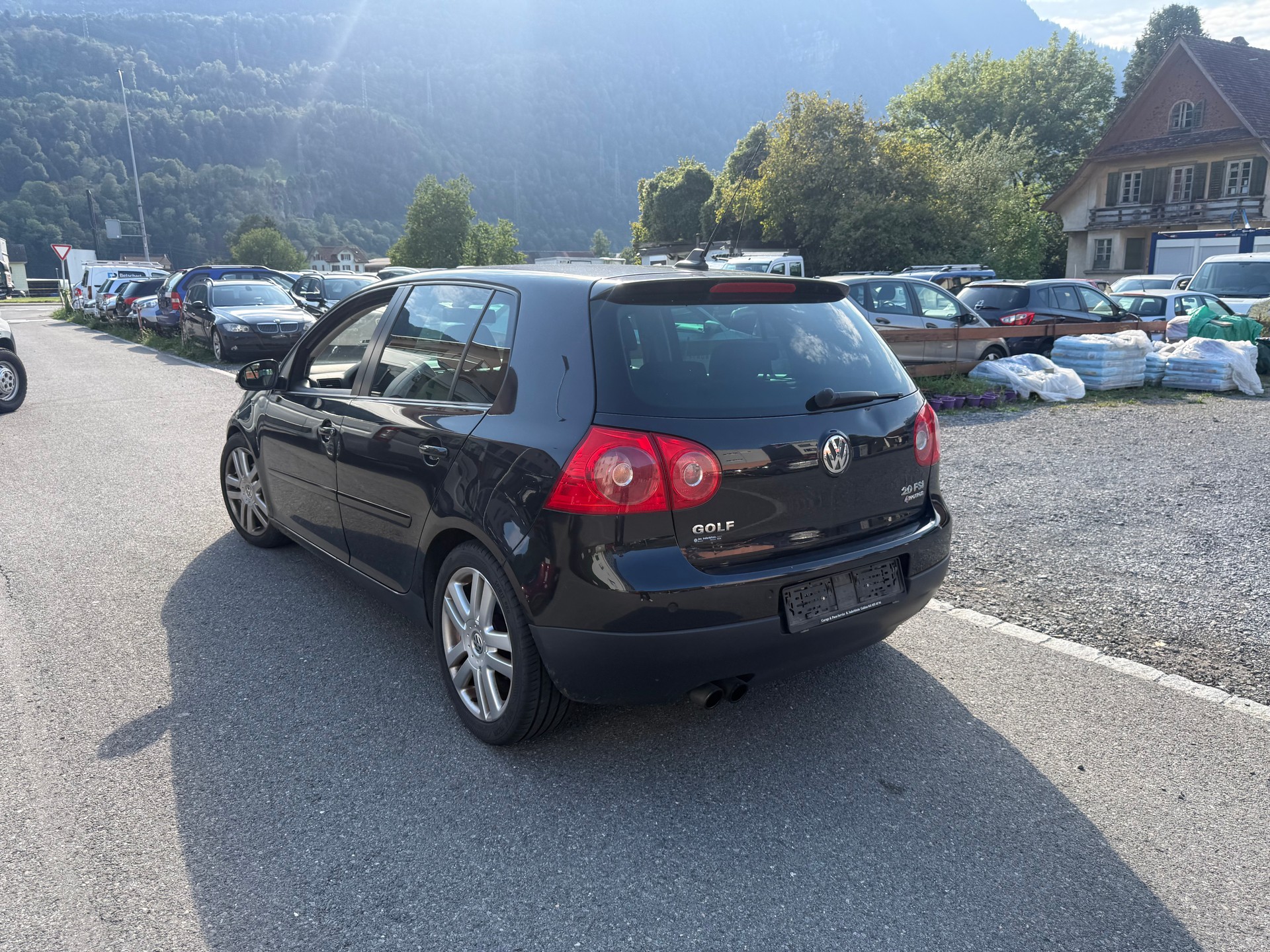 VW Golf 2.0 FSI GT Sport 4Motion-showroom-element-2