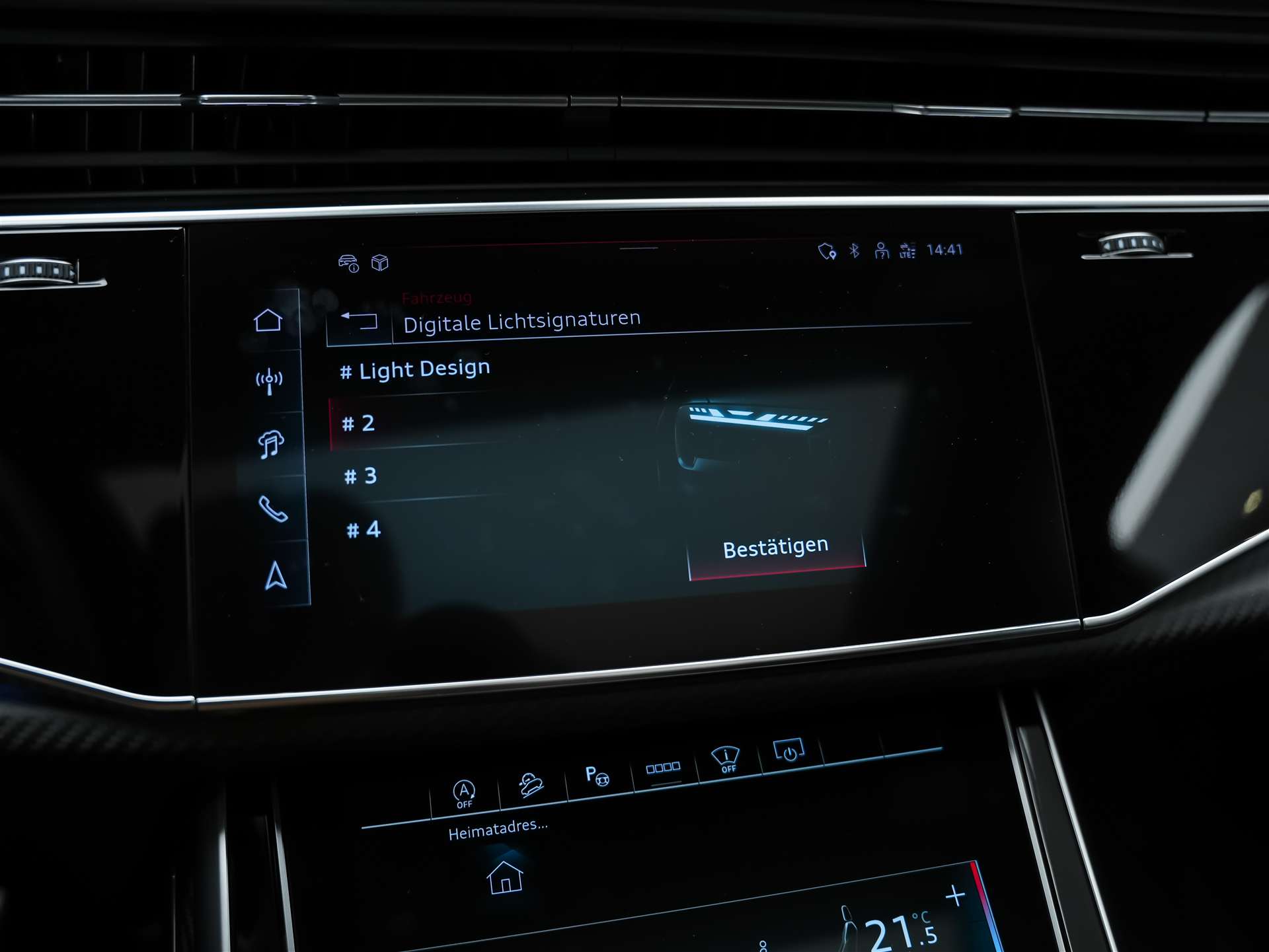 AUDI SQ7 TFSI quattro tiptronic * Facelift*7 Plätzer*Panorama*B&O*AHK-image-47