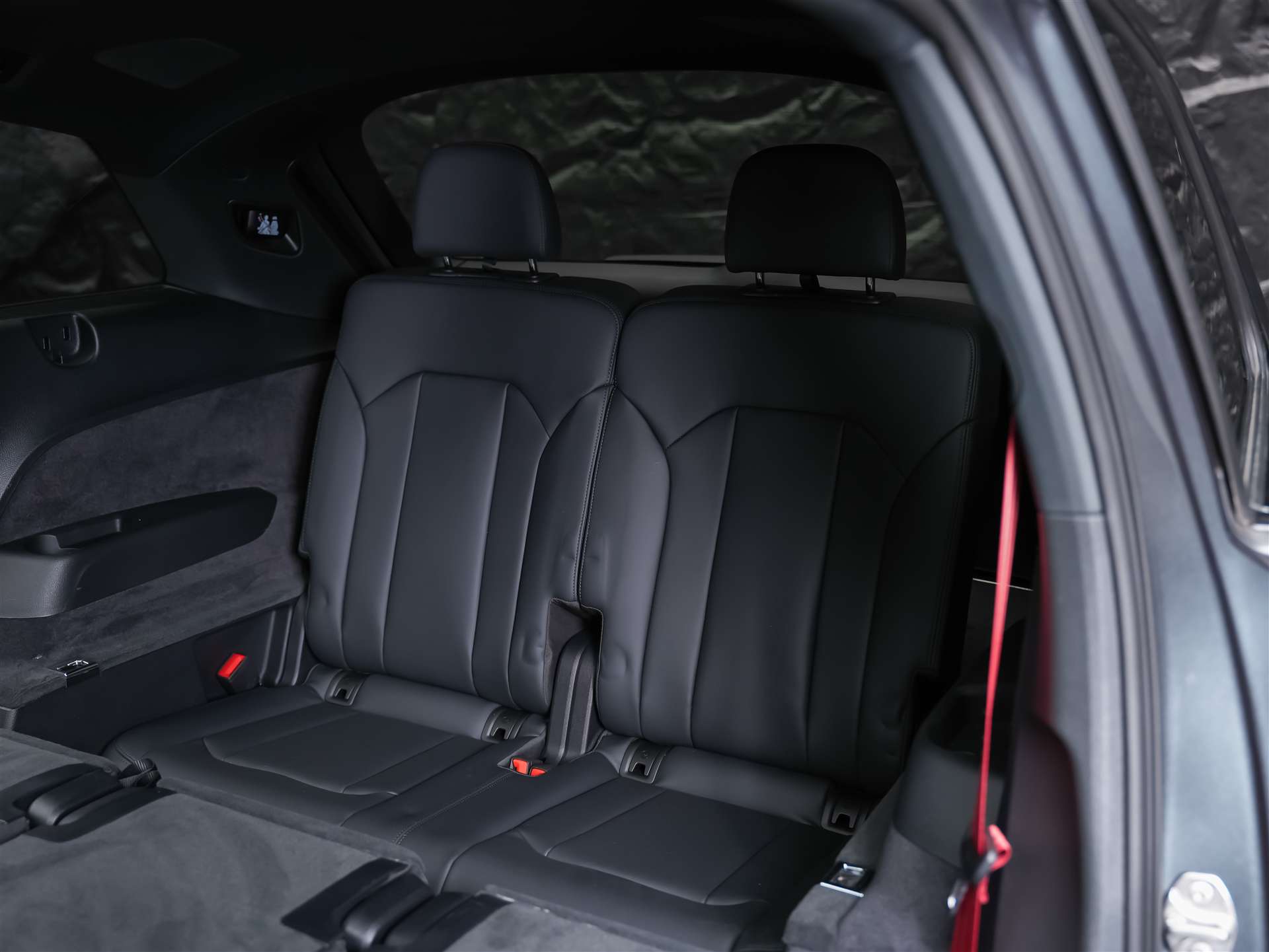 AUDI SQ7 TFSI quattro tiptronic * Facelift*7 Plätzer*Panorama*B&O*AHK-image-17