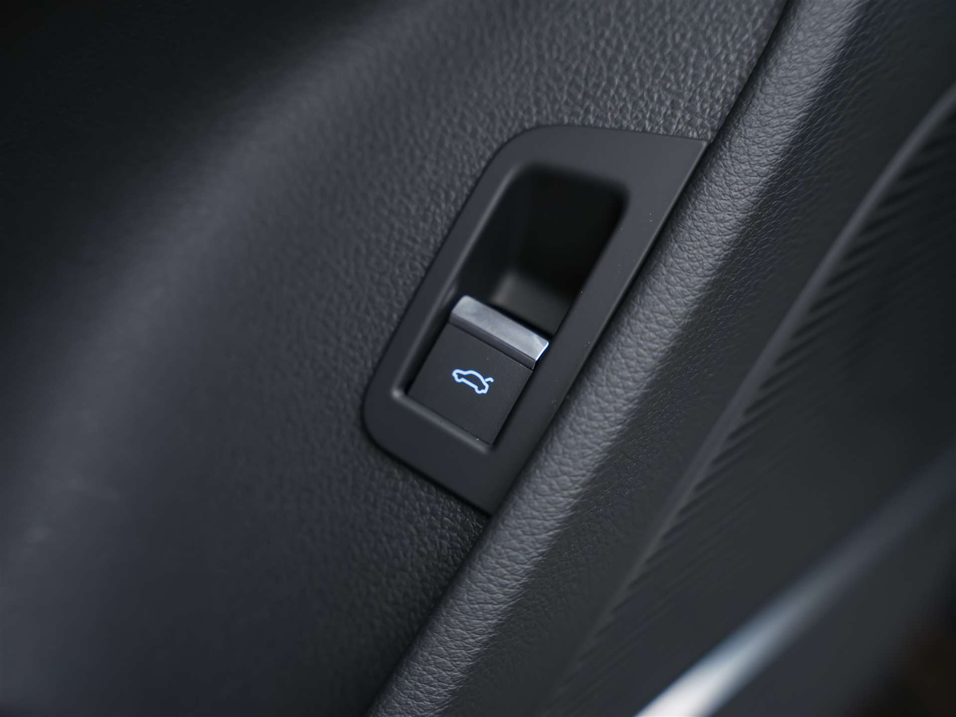 AUDI SQ7 TFSI quattro tiptronic * Facelift*7 Plätzer*Panorama*B&O*AHK-image-30