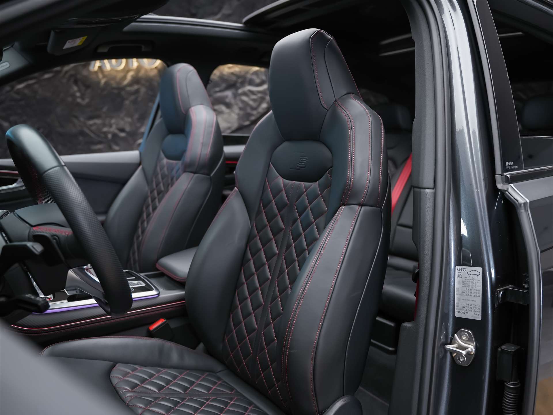 AUDI SQ7 TFSI quattro tiptronic * Facelift*7 Plätzer*Panorama*B&O*AHK-image-8
