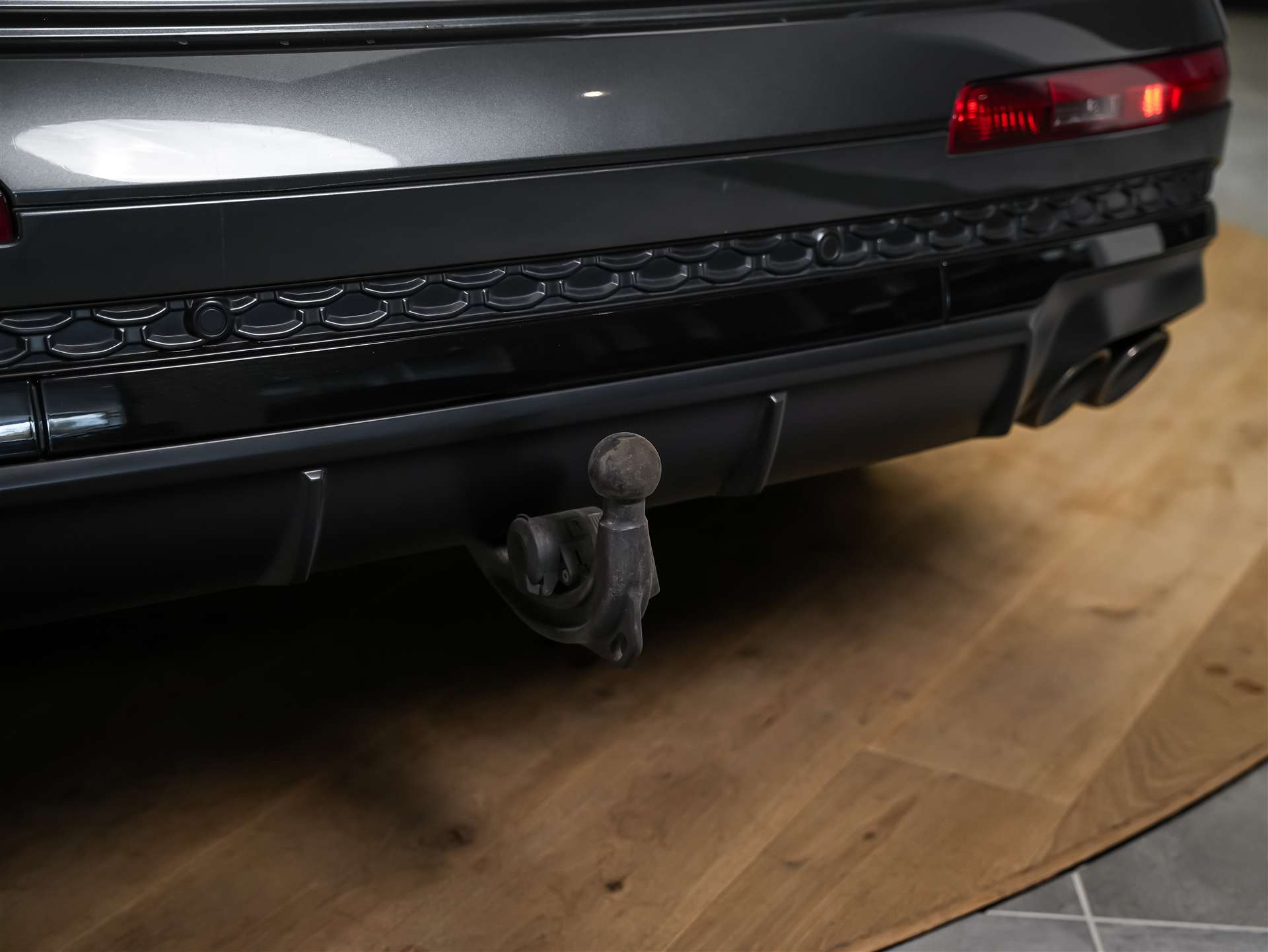 AUDI SQ7 TFSI quattro tiptronic * Facelift*7 Plätzer*Panorama*B&O*AHK-image-53