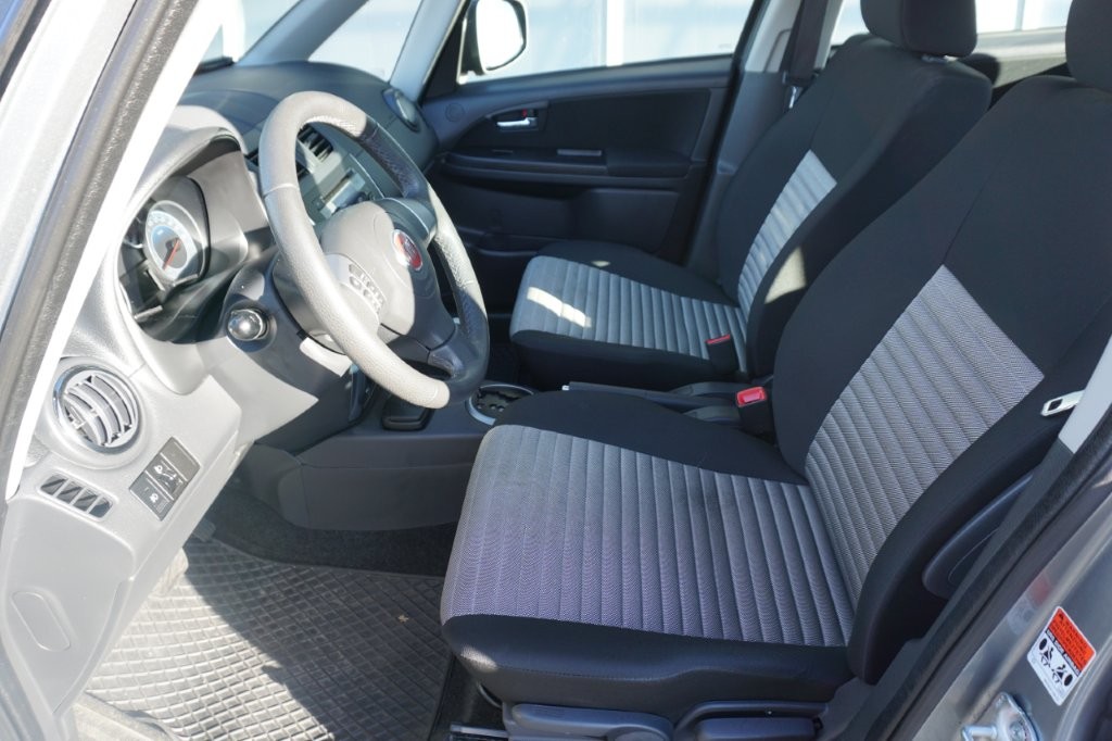 FIAT Sedici 1.6 16V Emotion 2WD-image-5