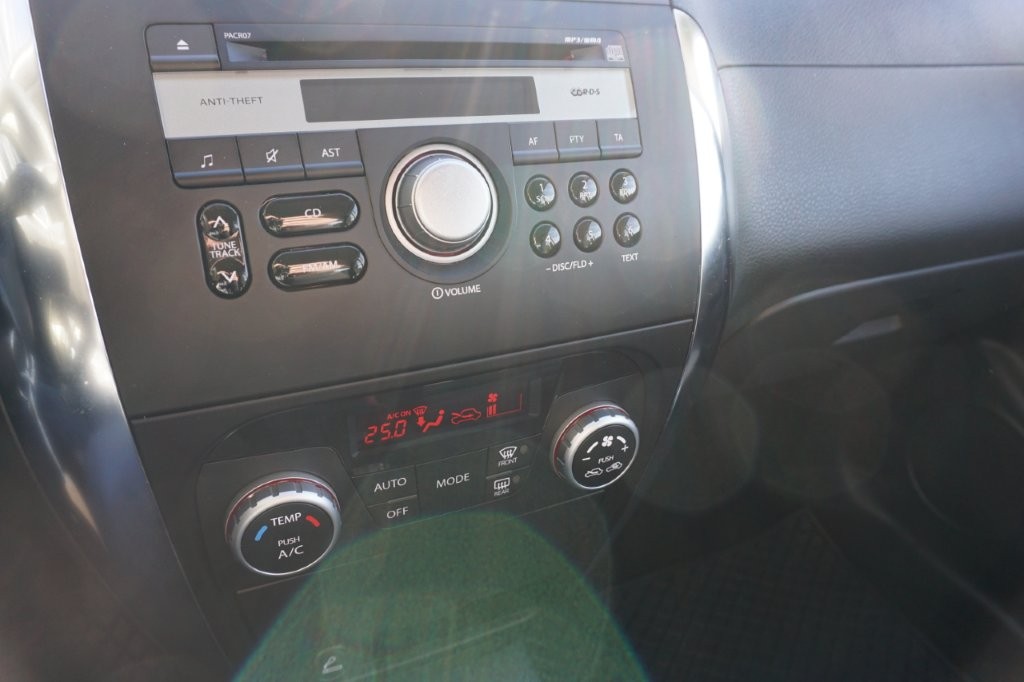 FIAT Sedici 1.6 16V Emotion 2WD-image-10