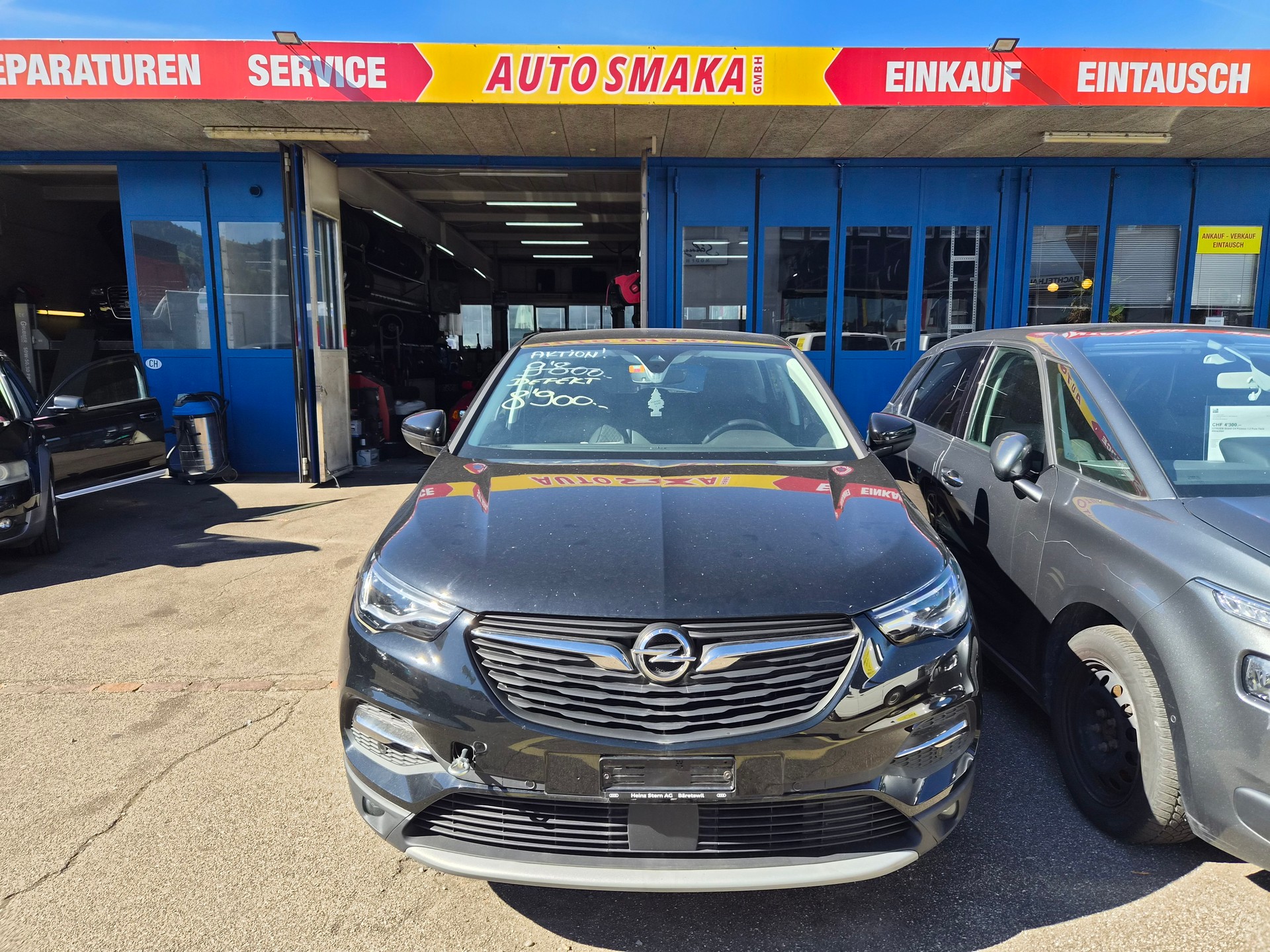 OPEL Grandland X 1.6 Hybrid4 Excellence Automatik-showroom-element-1